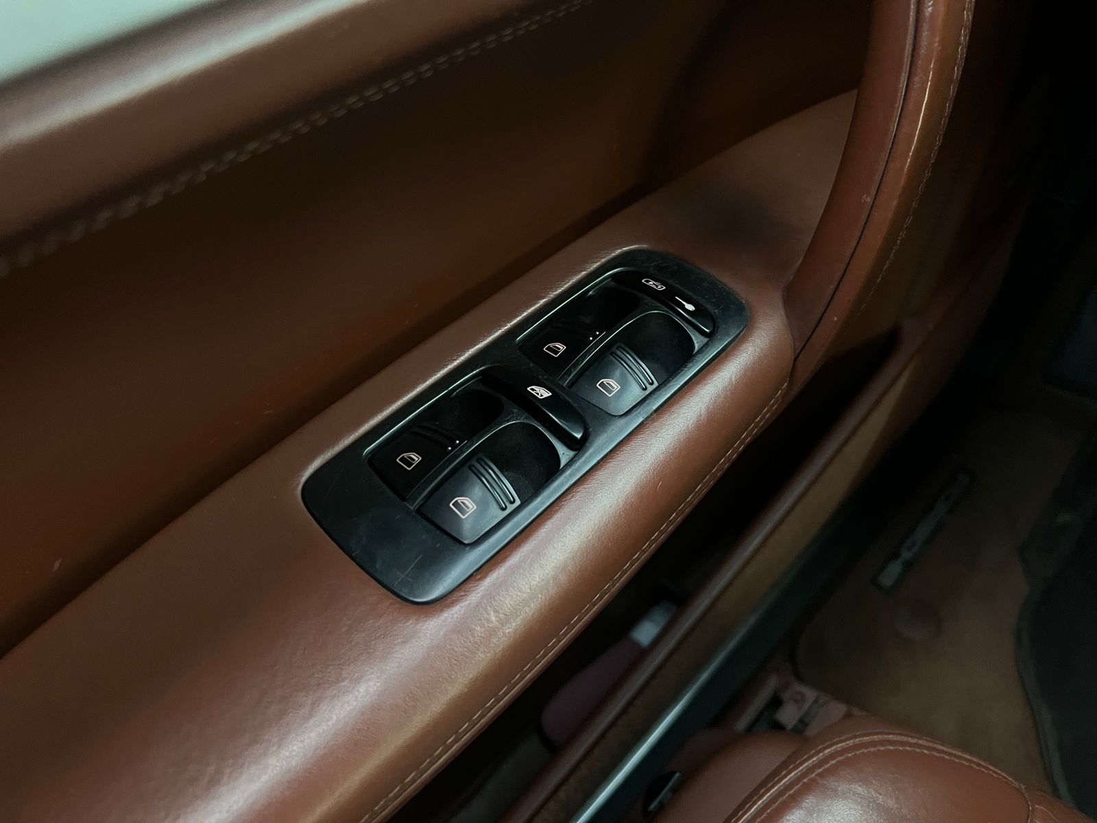 Porsche Cayenne Turbo 957 — foto 22 de 28