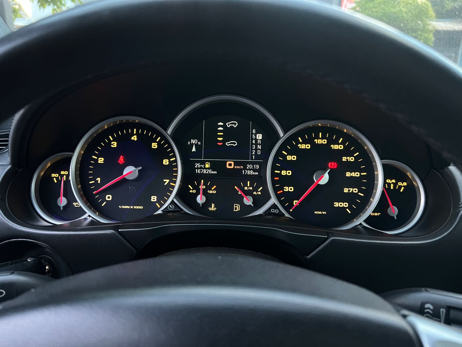 Porsche Cayenne Turbo 957 — foto 23 de 28