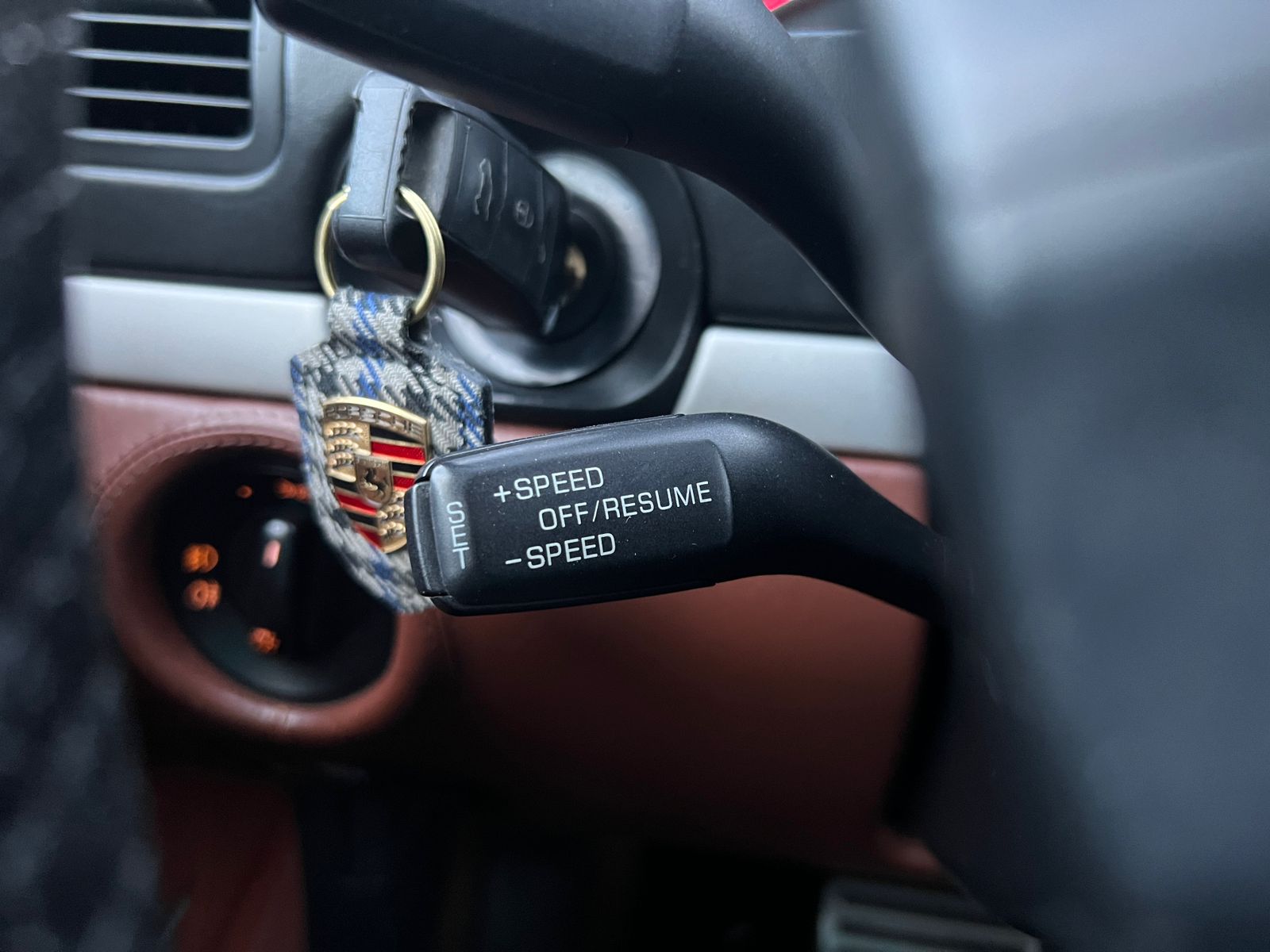 Porsche Cayenne Turbo 957 — foto 28 de 28