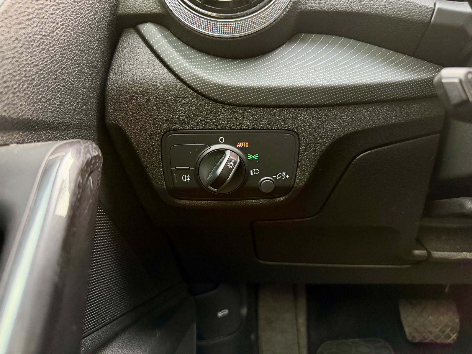Audi Q2 — foto 21 de 28