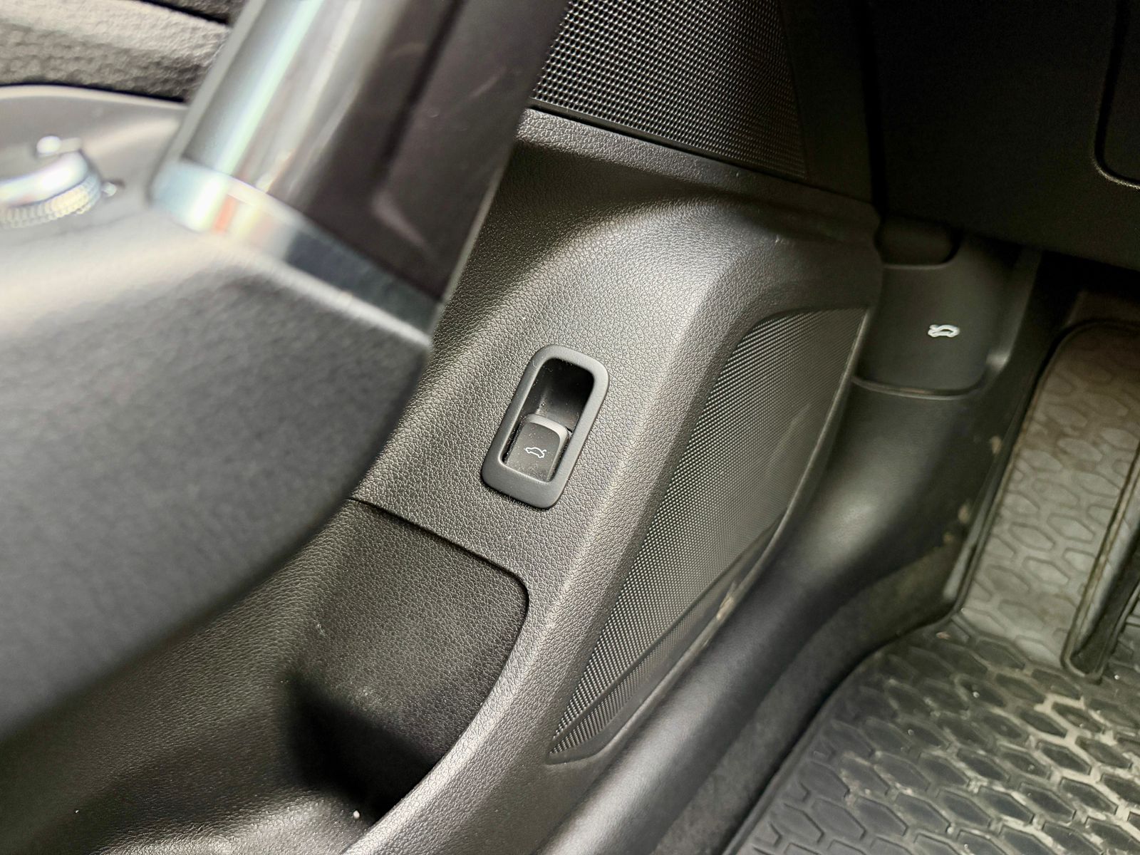 Audi Q2 — foto 26 de 28