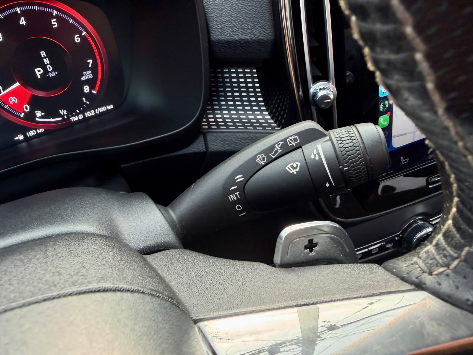 Volvo Xc40 T5 R-Desing Plus — foto 21 de 23