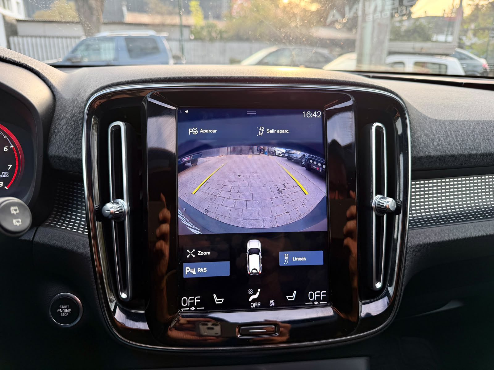 Volvo Xc40 T5 R-Desing Plus — foto 22 de 23