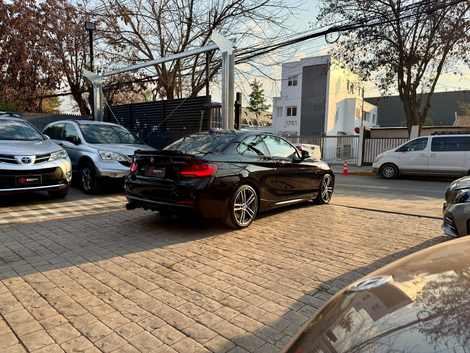 BMW M240I — foto 5 de 25