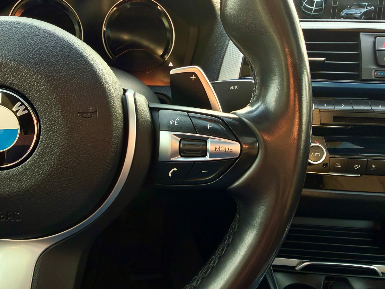 BMW M240I — foto 15 de 25