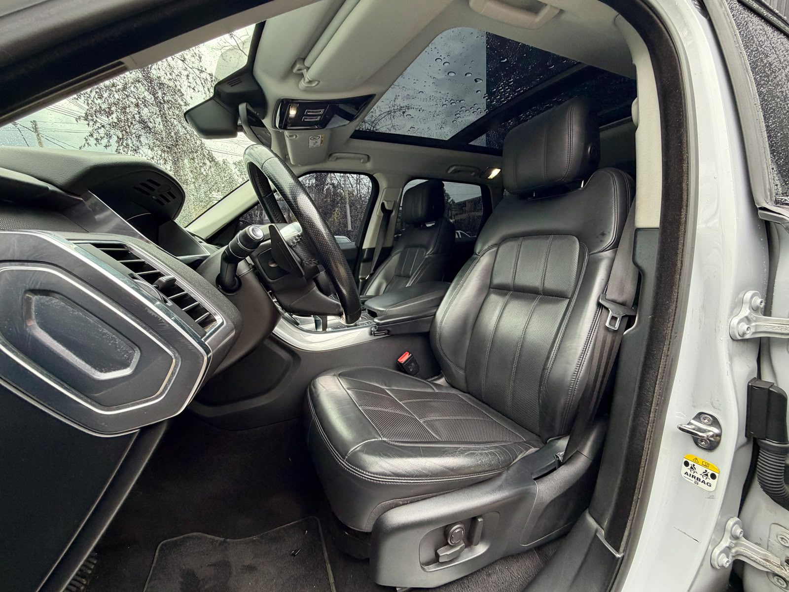 Land Rover Range Rovert Sport — foto 9 de 27