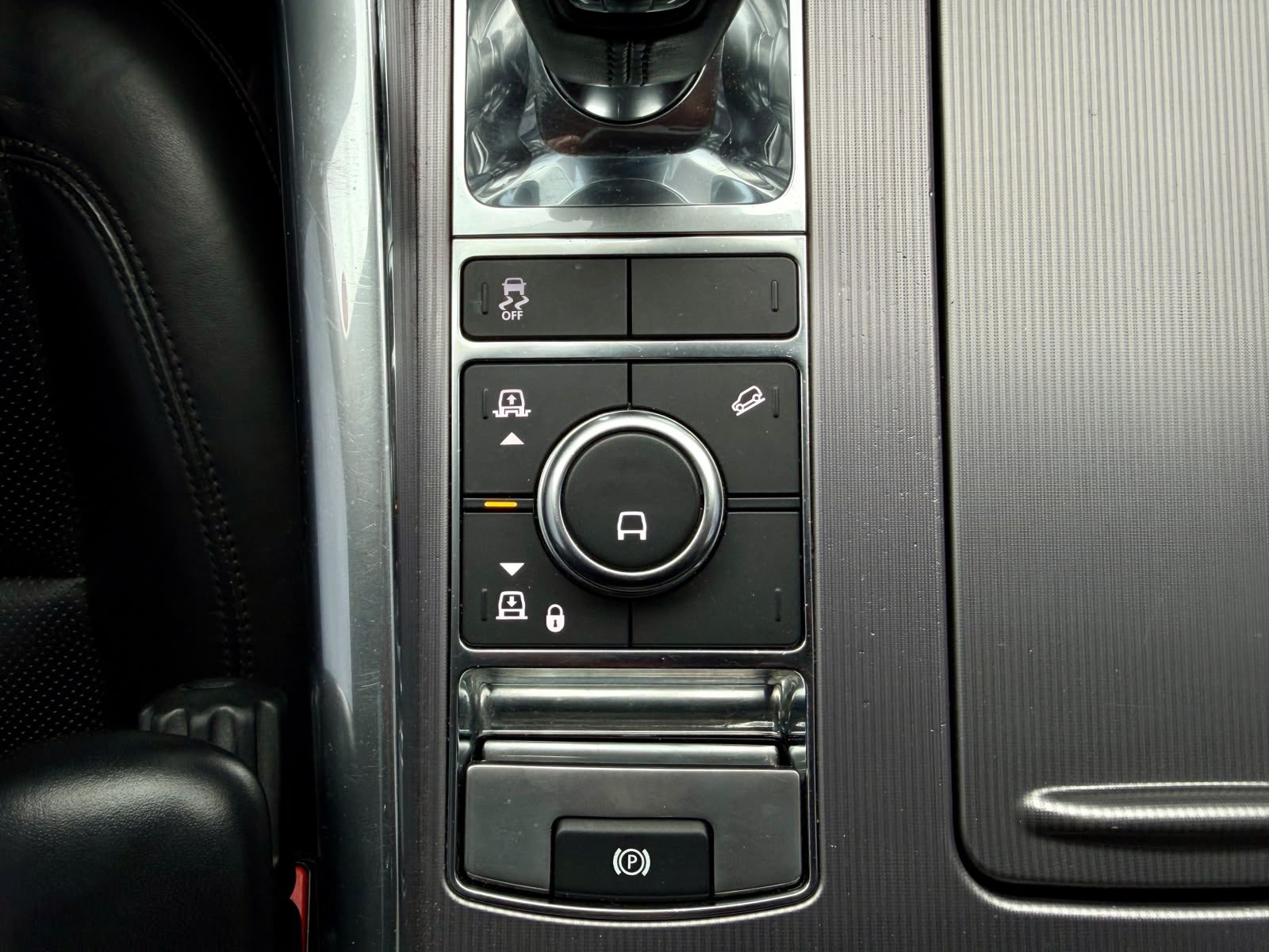 Land Rover Range Rovert Sport — foto 16 de 27
