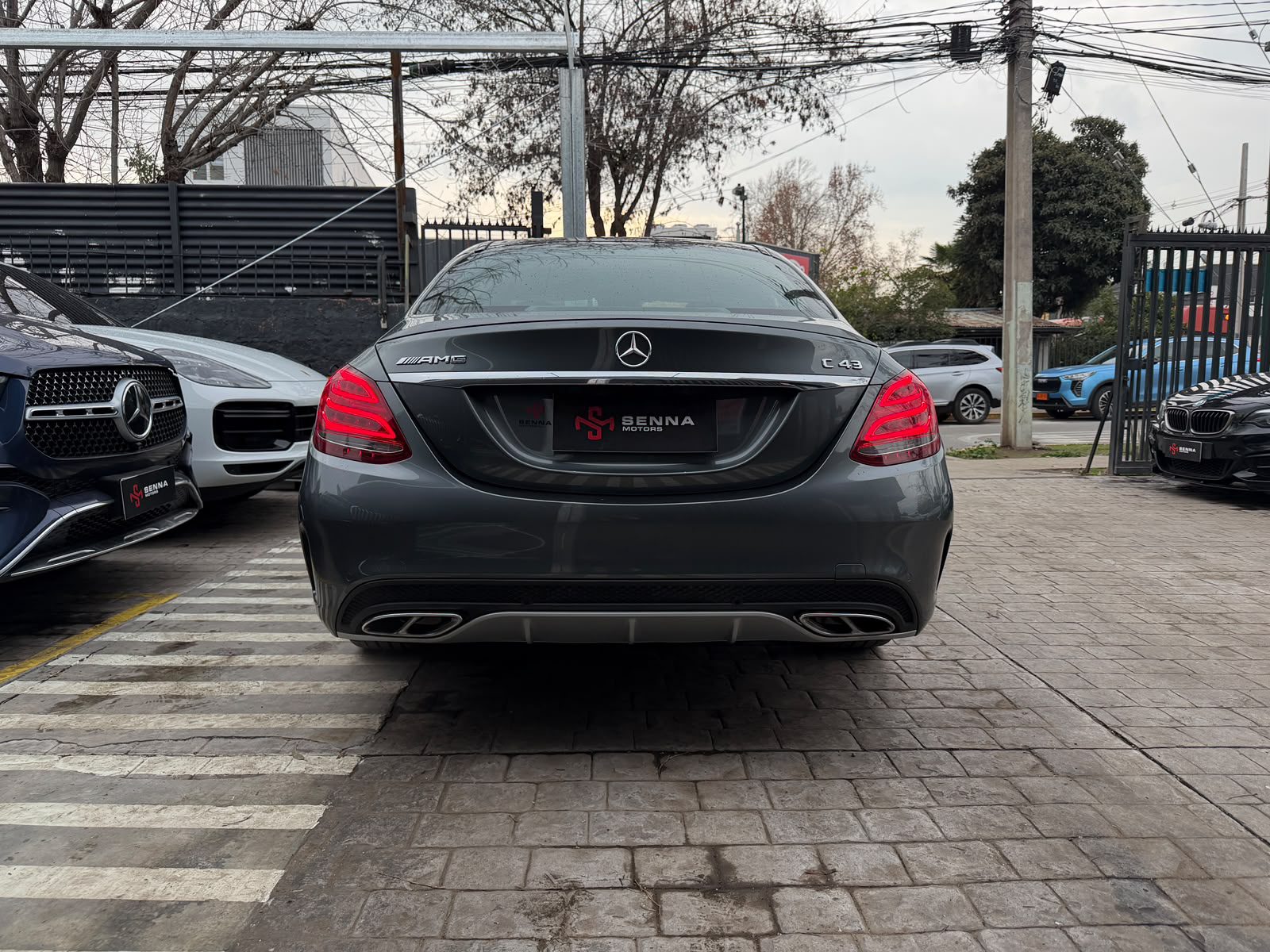 Mercedes-Benz C43 Amg 4Matic — foto 6 de 25
