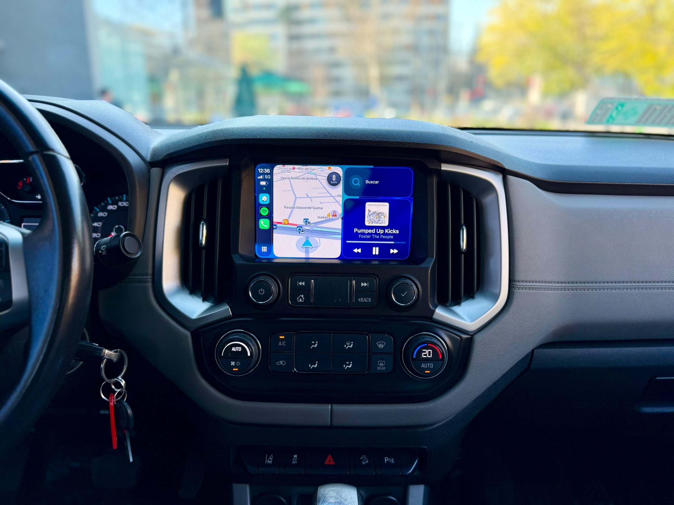 Chevrolet Colorado — foto 12 de 20