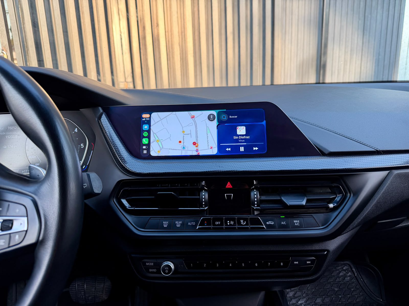 BMW 118I — foto 15 de 21