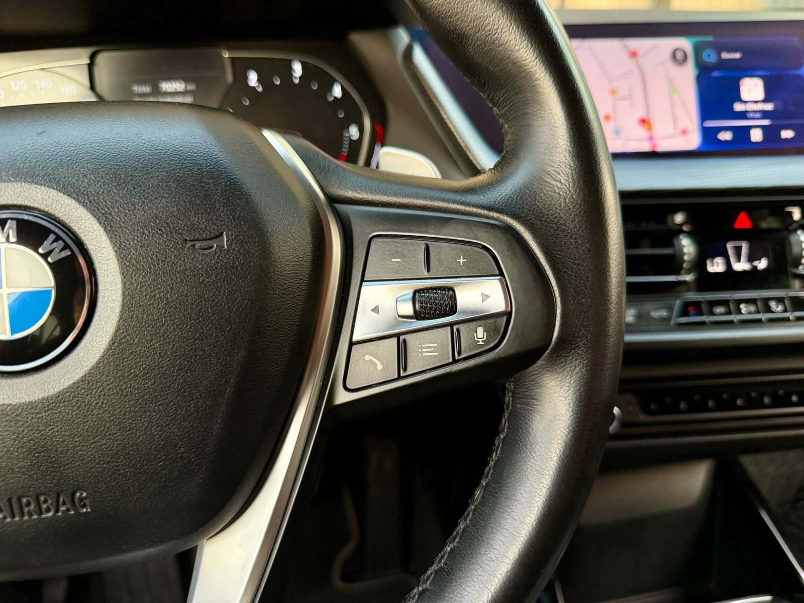 BMW 118I — foto 18 de 21