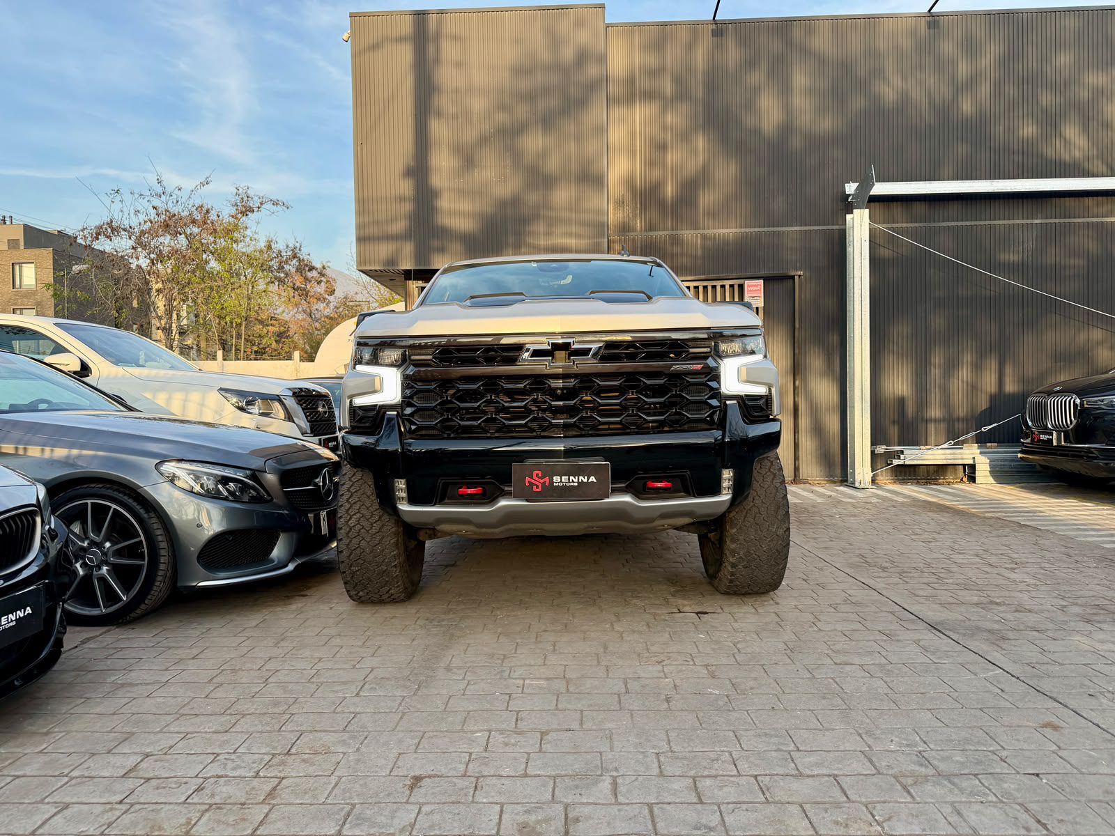 Chevrolet Silverado Zr2 — foto 2 de 24