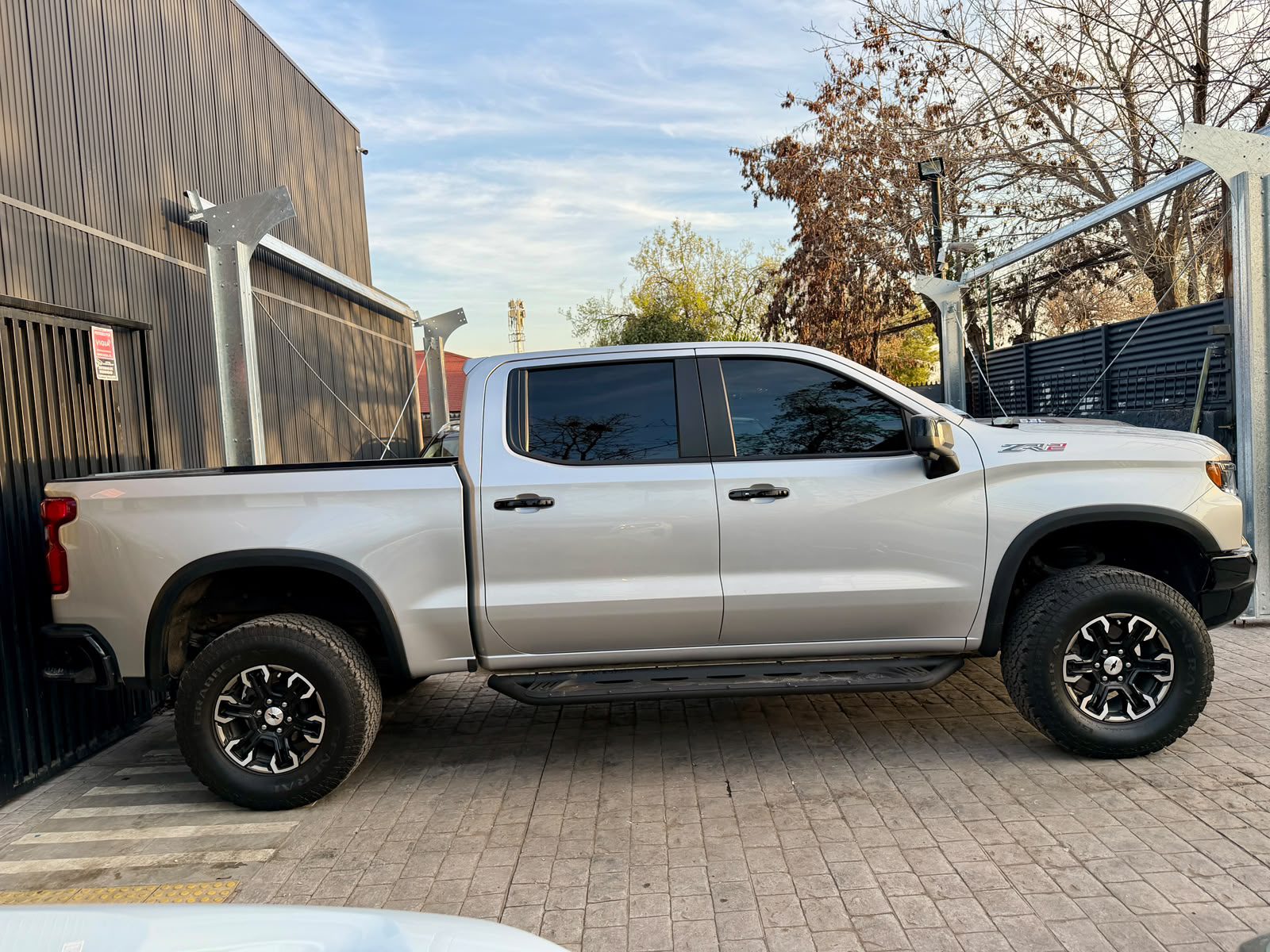 Chevrolet Silverado Zr2 — foto 4 de 24
