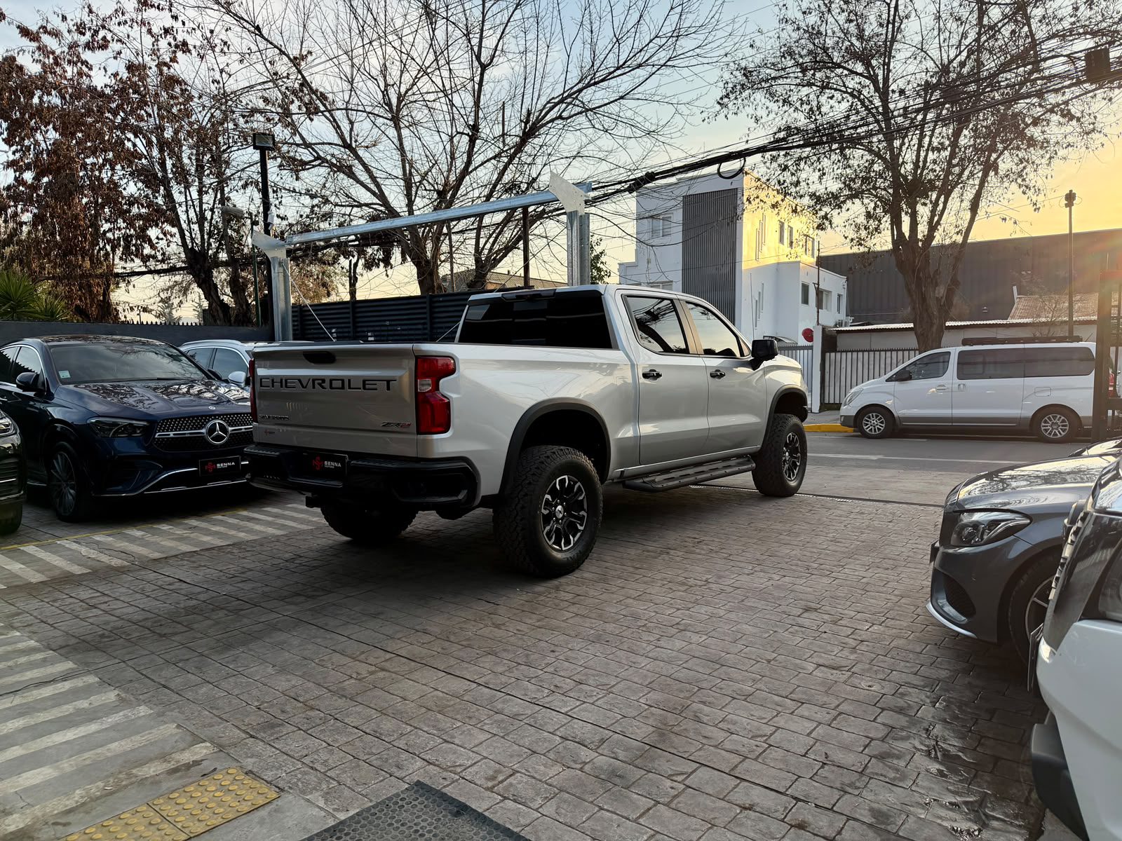 Chevrolet Silverado Zr2 — foto 5 de 24