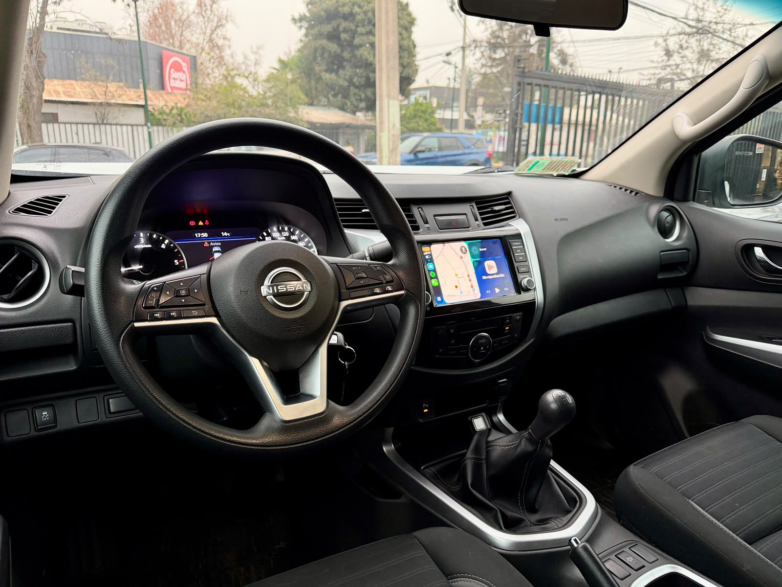Nissan Navara Xe — foto 10 de 24