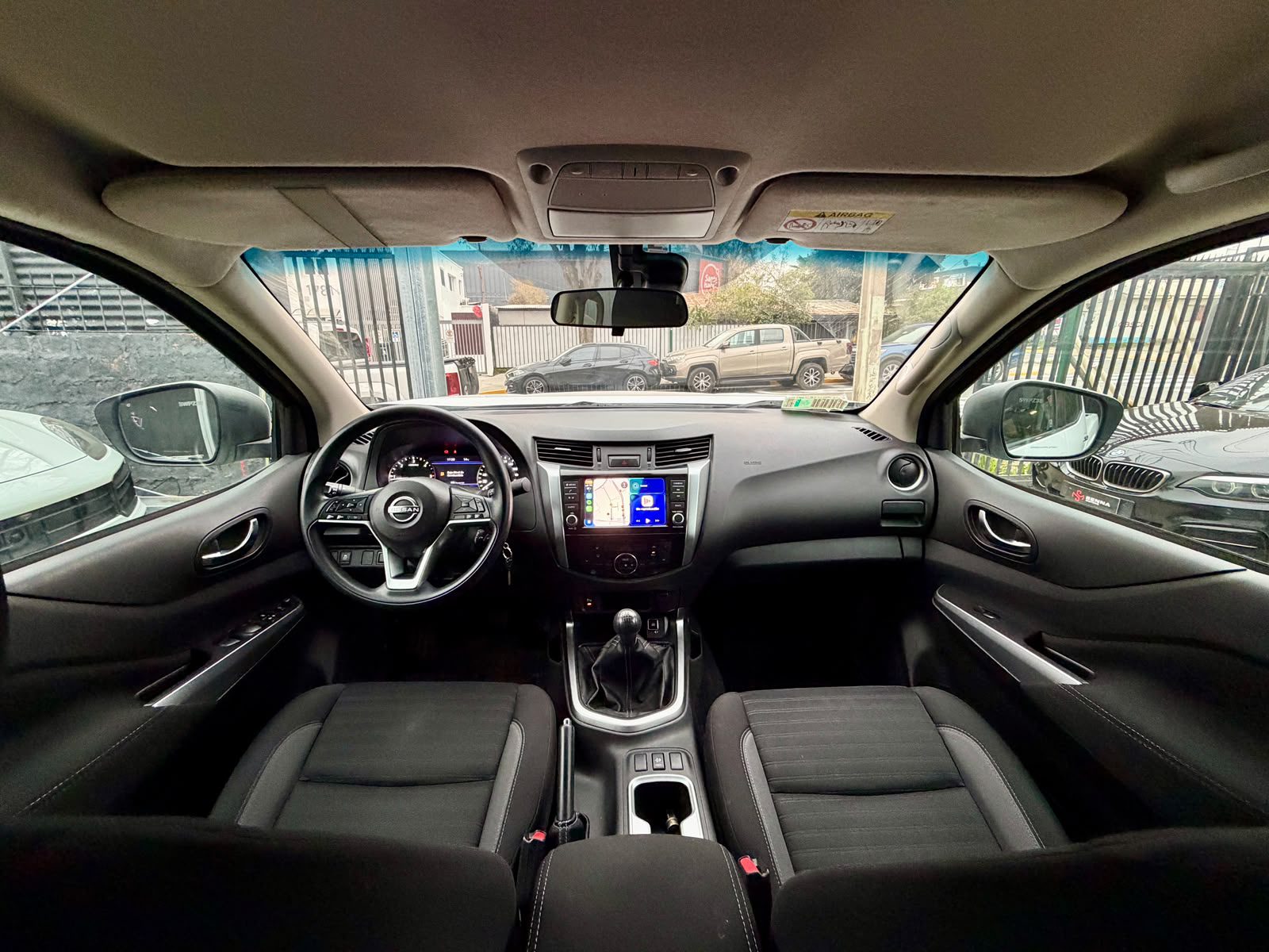 Nissan Navara Xe — foto 11 de 24