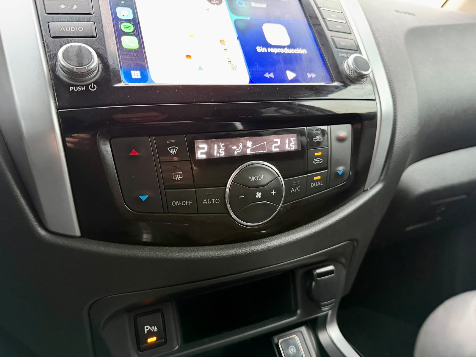 Nissan Navara Xe — foto 14 de 24