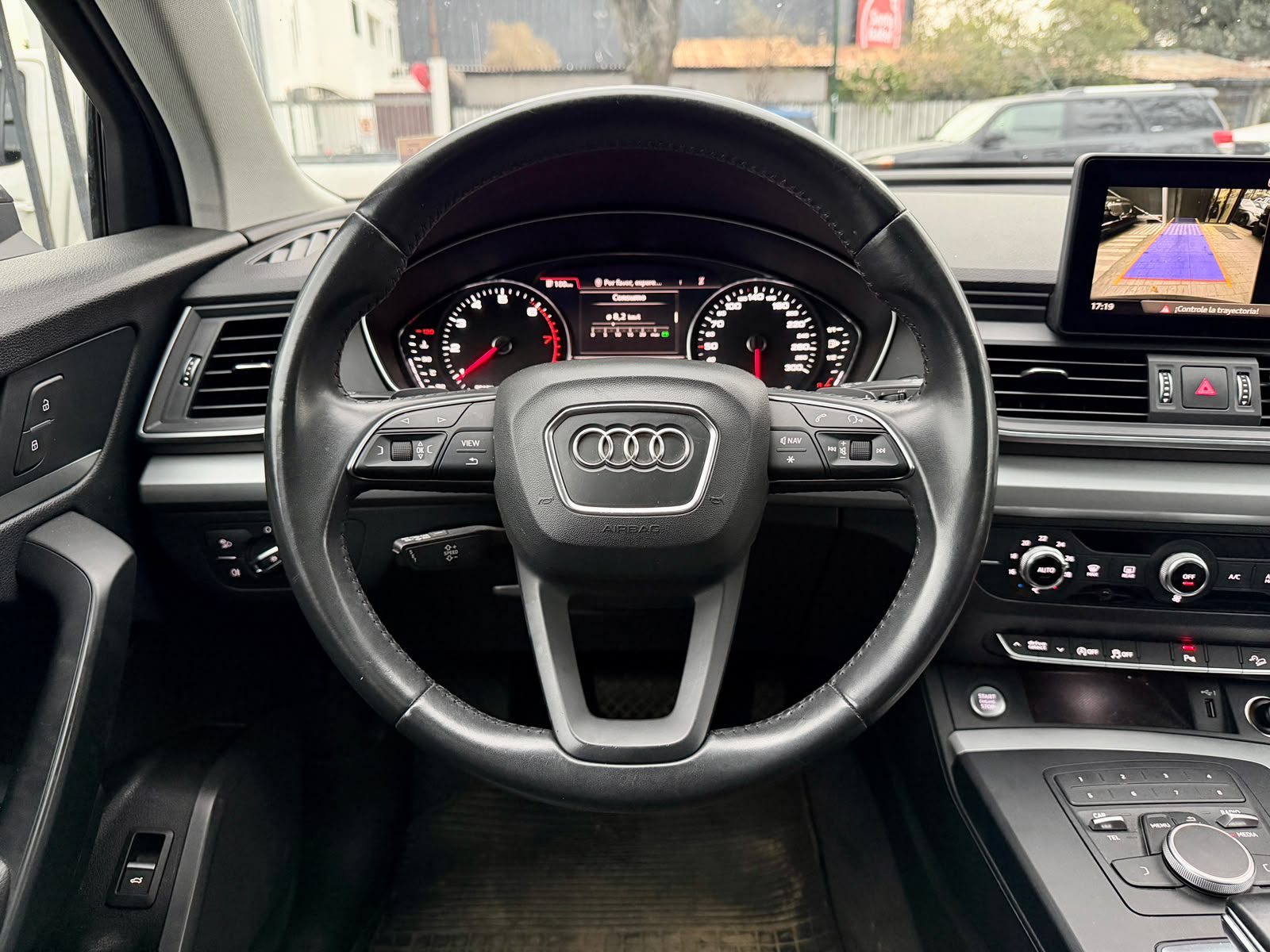 Audi Q5 Tfsi Quattro — foto 11 de 23