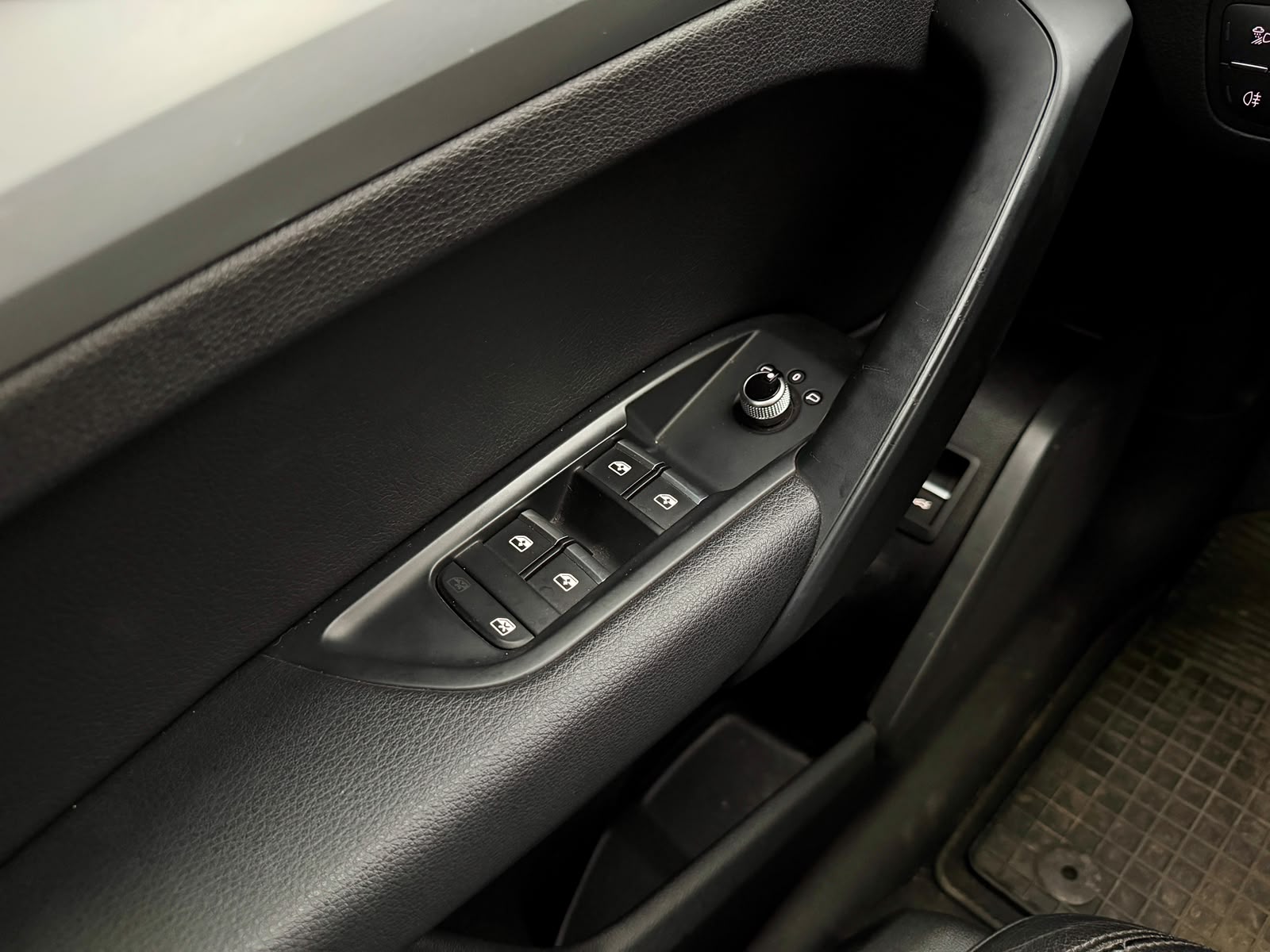 Audi Q5 Tfsi Quattro — foto 21 de 23