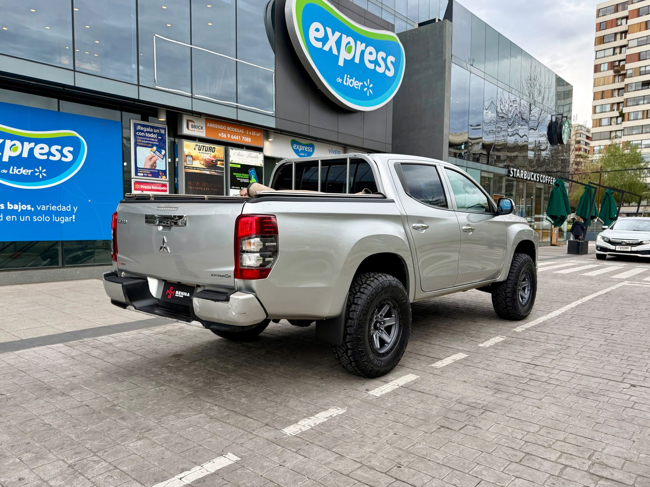Mitsubishi L200 Katana Cr — foto 4 de 15