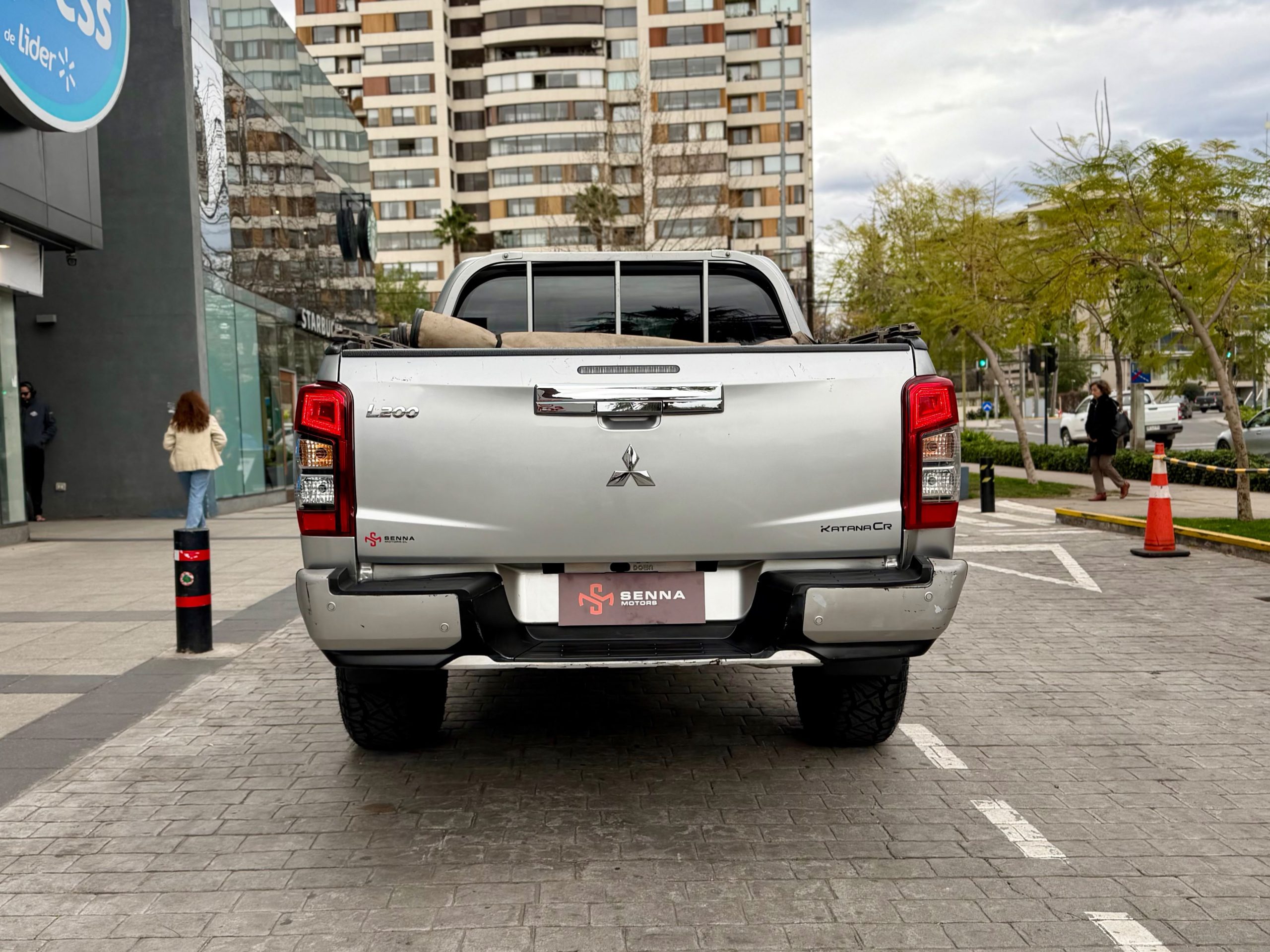 Mitsubishi L200 Katana Cr — foto 5 de 15