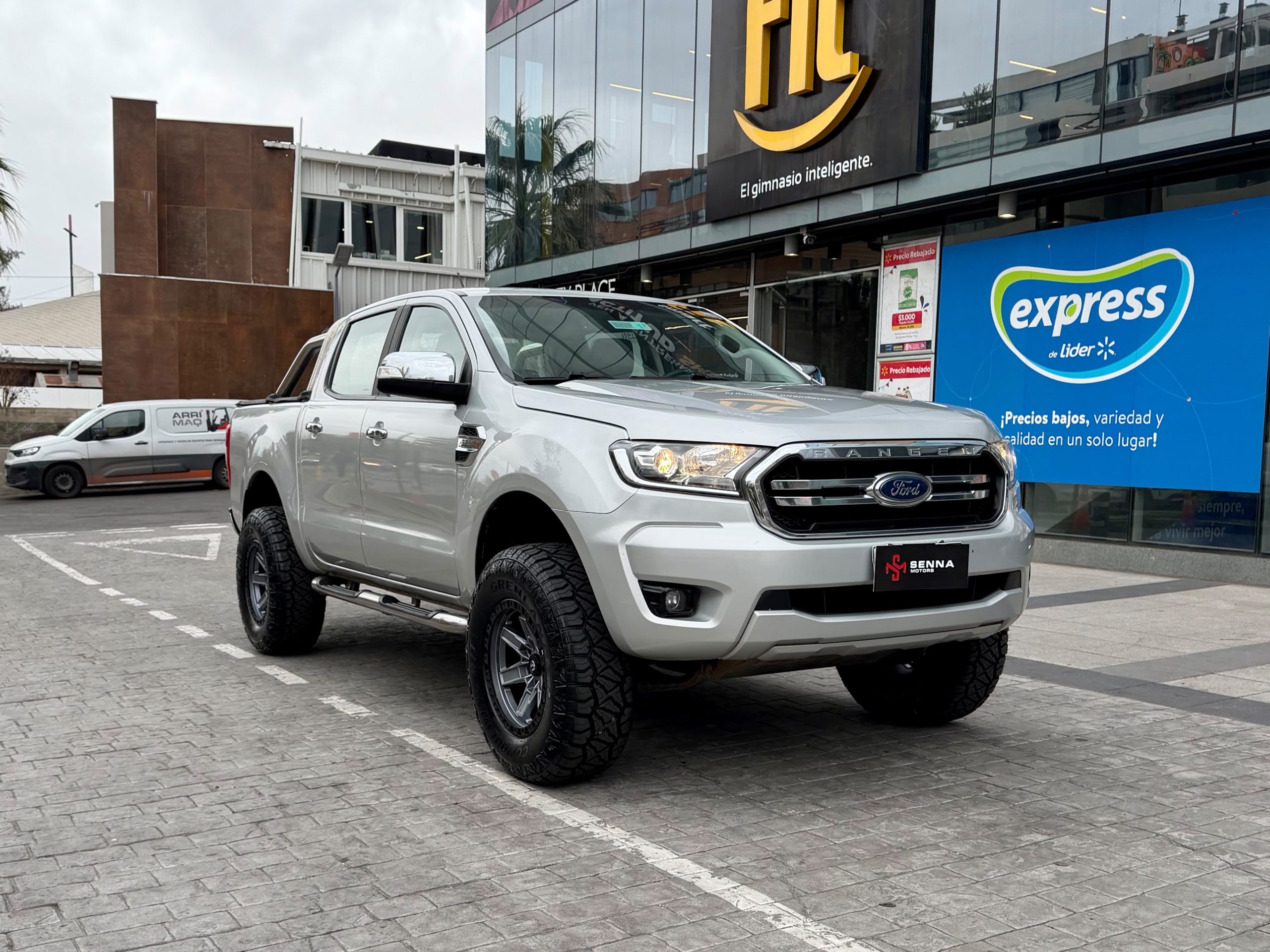 Ford Ranger Xlt — foto 3 de 19