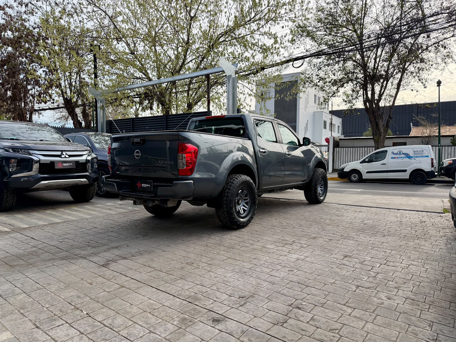 Nissan Navara Xe — foto 5 de 29
