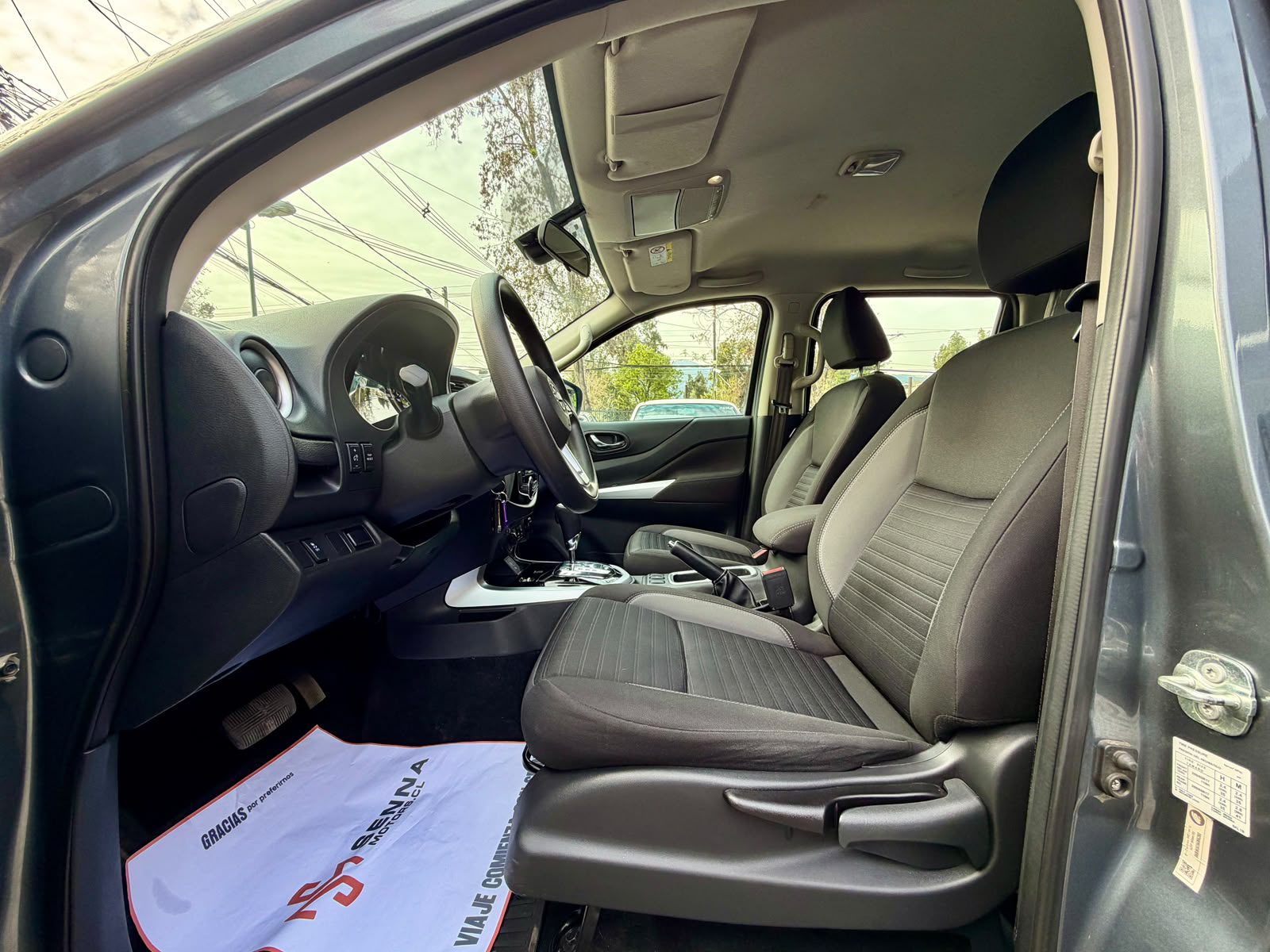 Nissan Navara Xe — foto 10 de 29