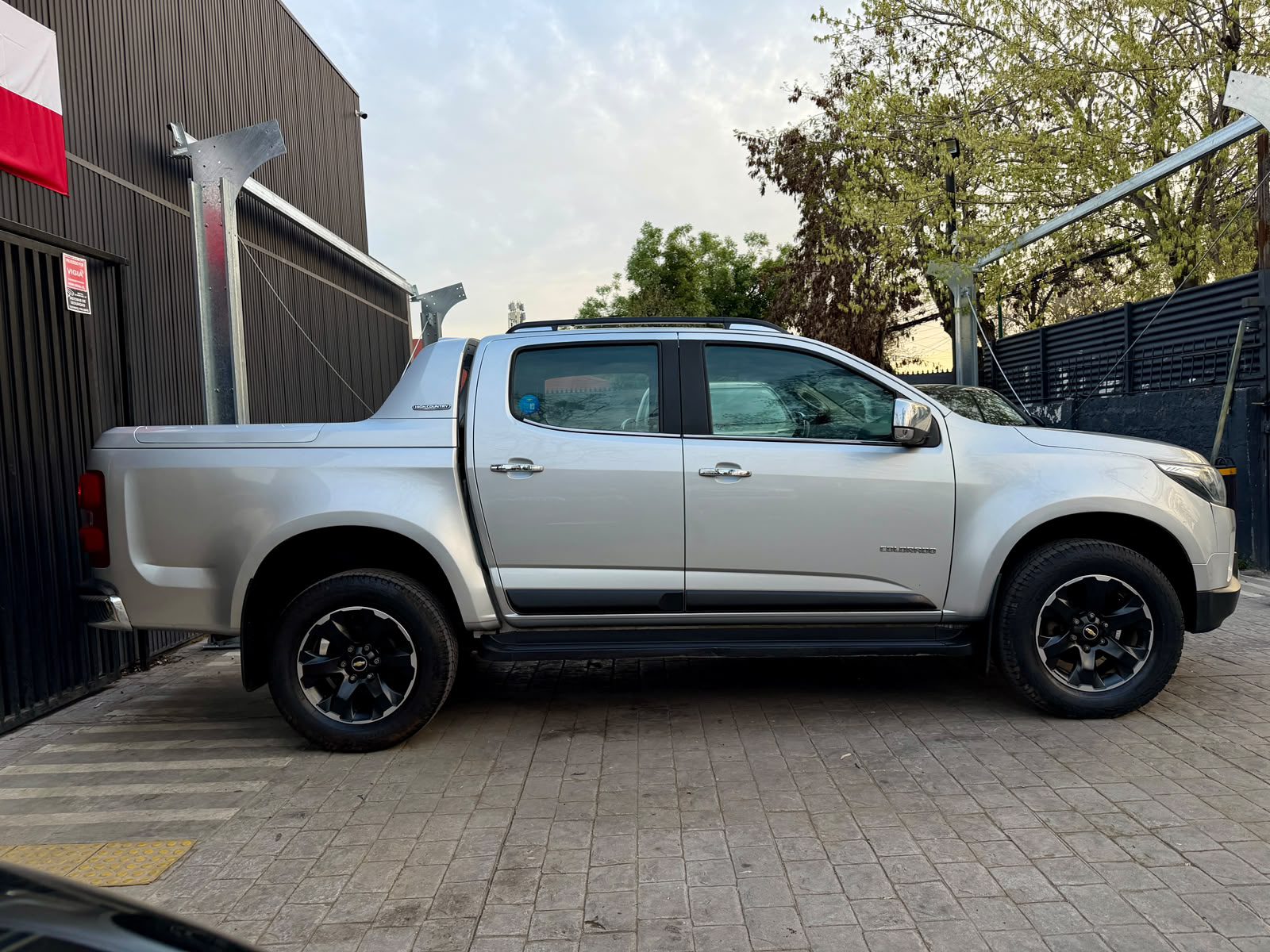 Chevrolet Colorado High Country — foto 7 de 24