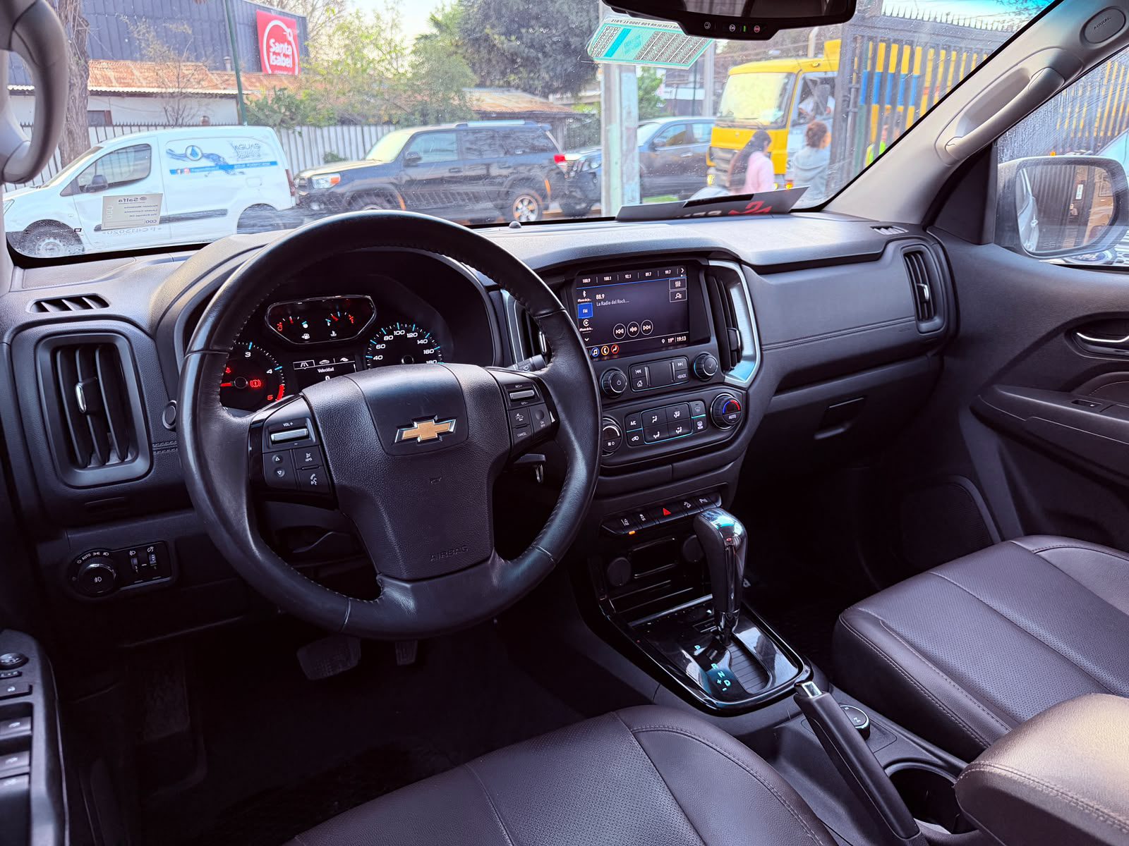 Chevrolet Colorado High Country — foto 10 de 24