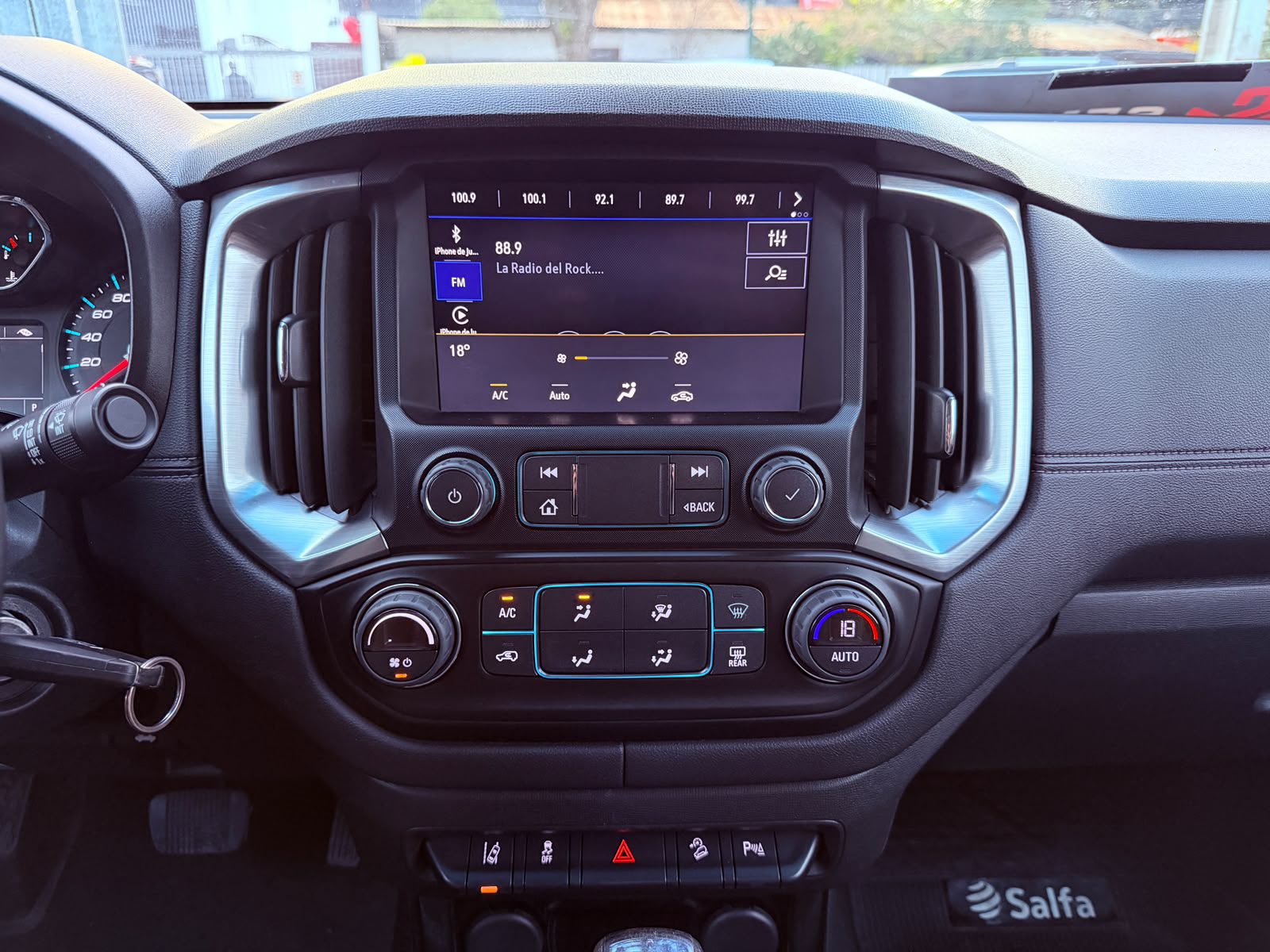 Chevrolet Colorado High Country — foto 14 de 24