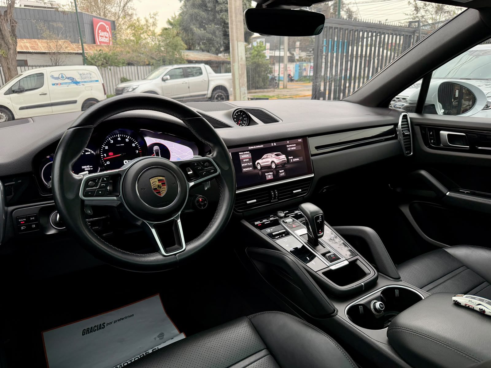 Porsche Cayenne Coupe — foto 13 de 27