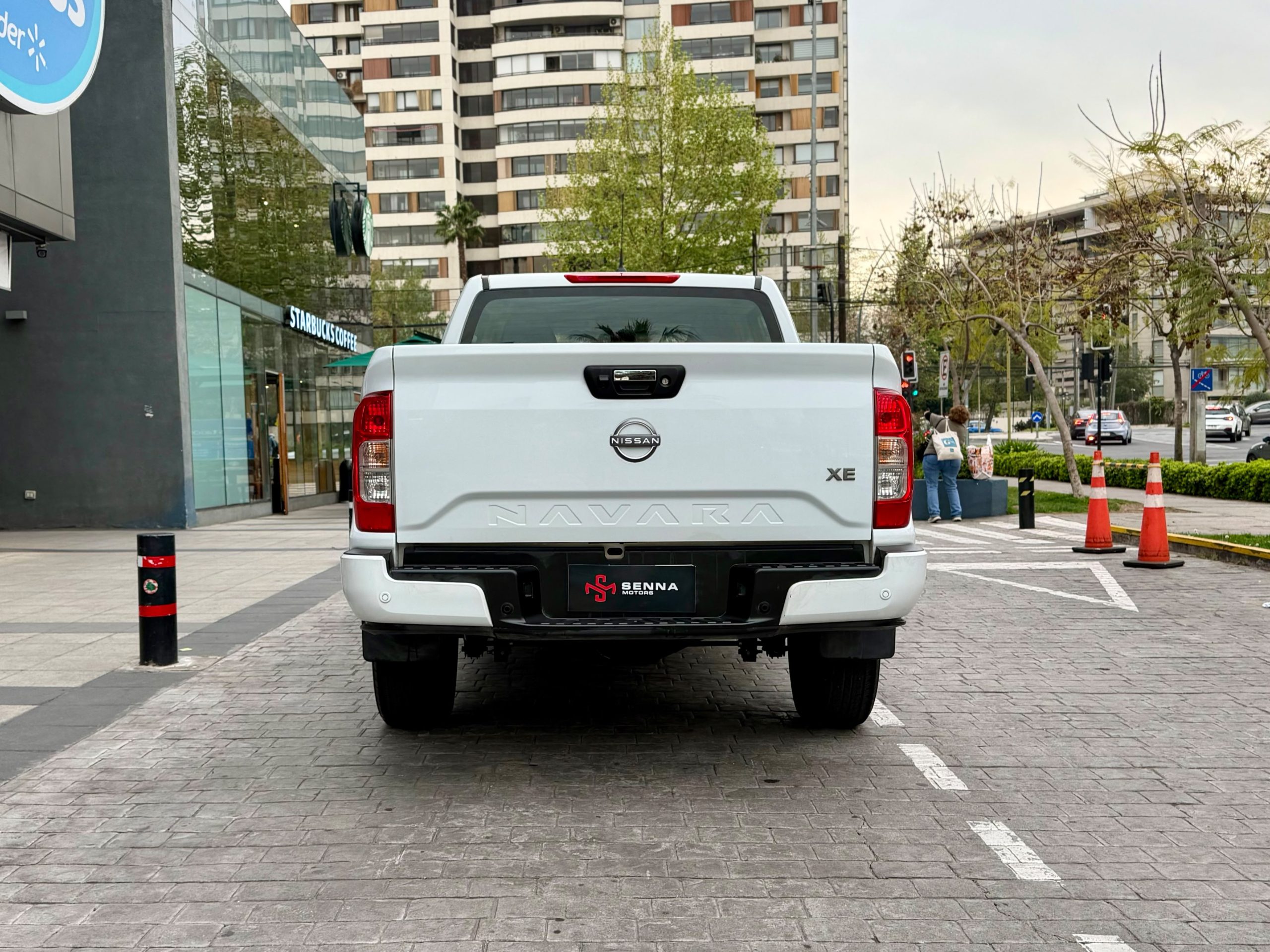 Nissan Navara Xe — foto 5 de 20