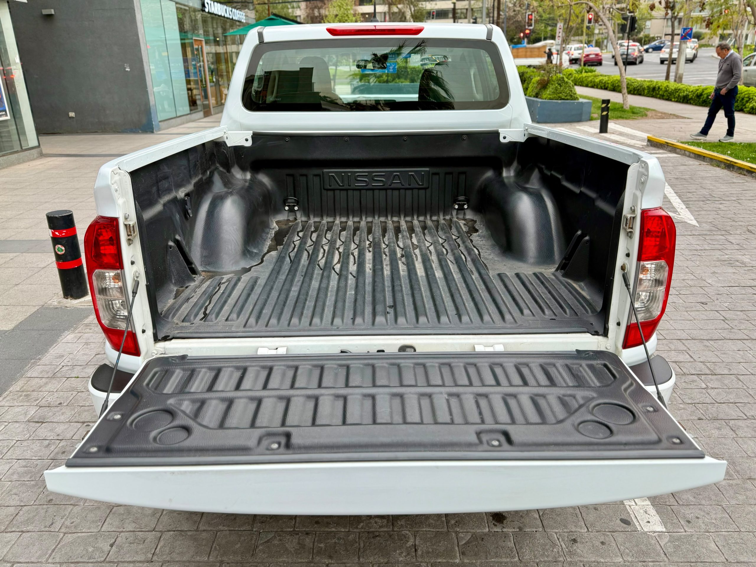 Nissan Navara Xe — foto 20 de 20
