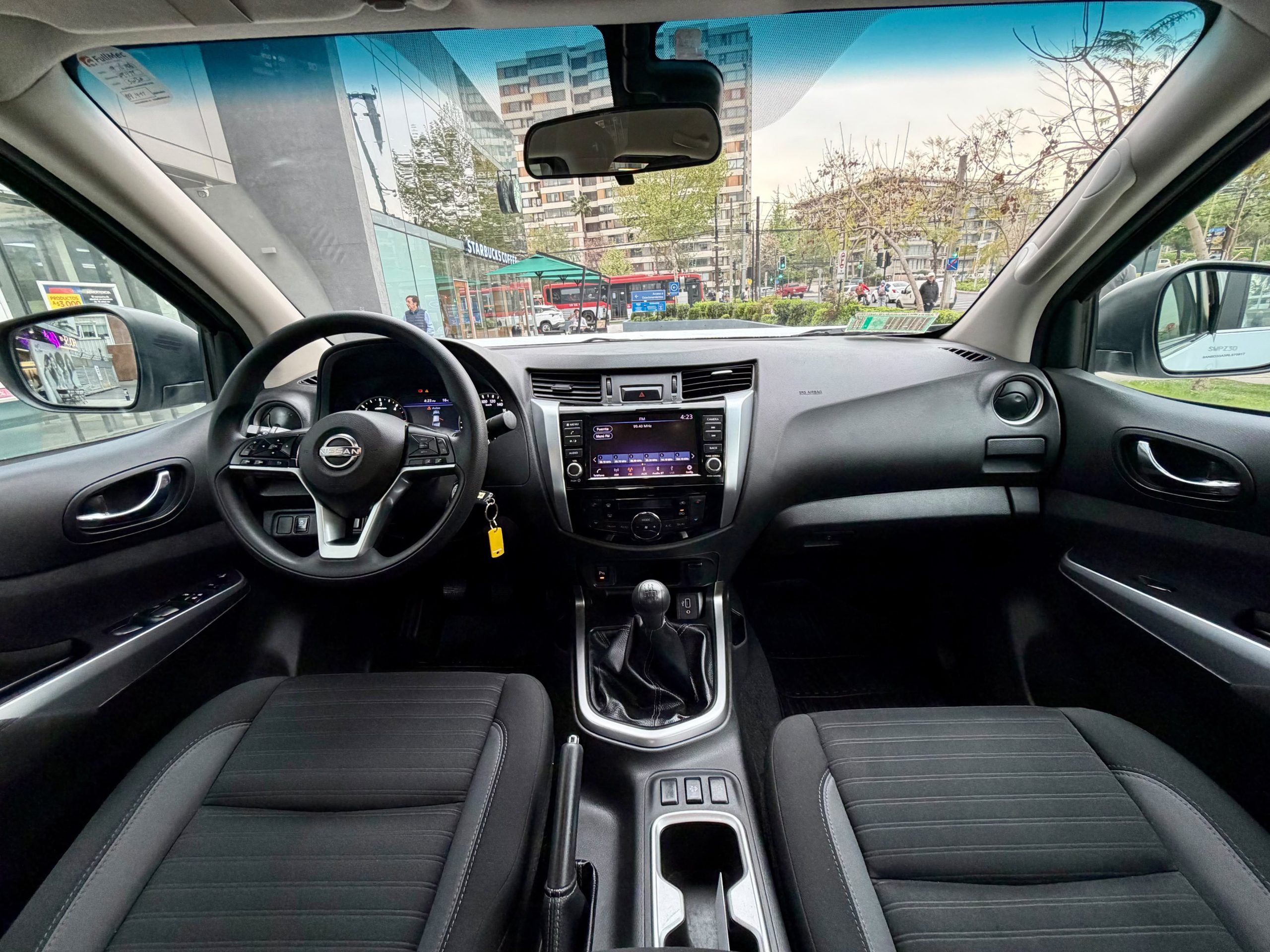 Nissan Navara Xe — foto 14 de 20