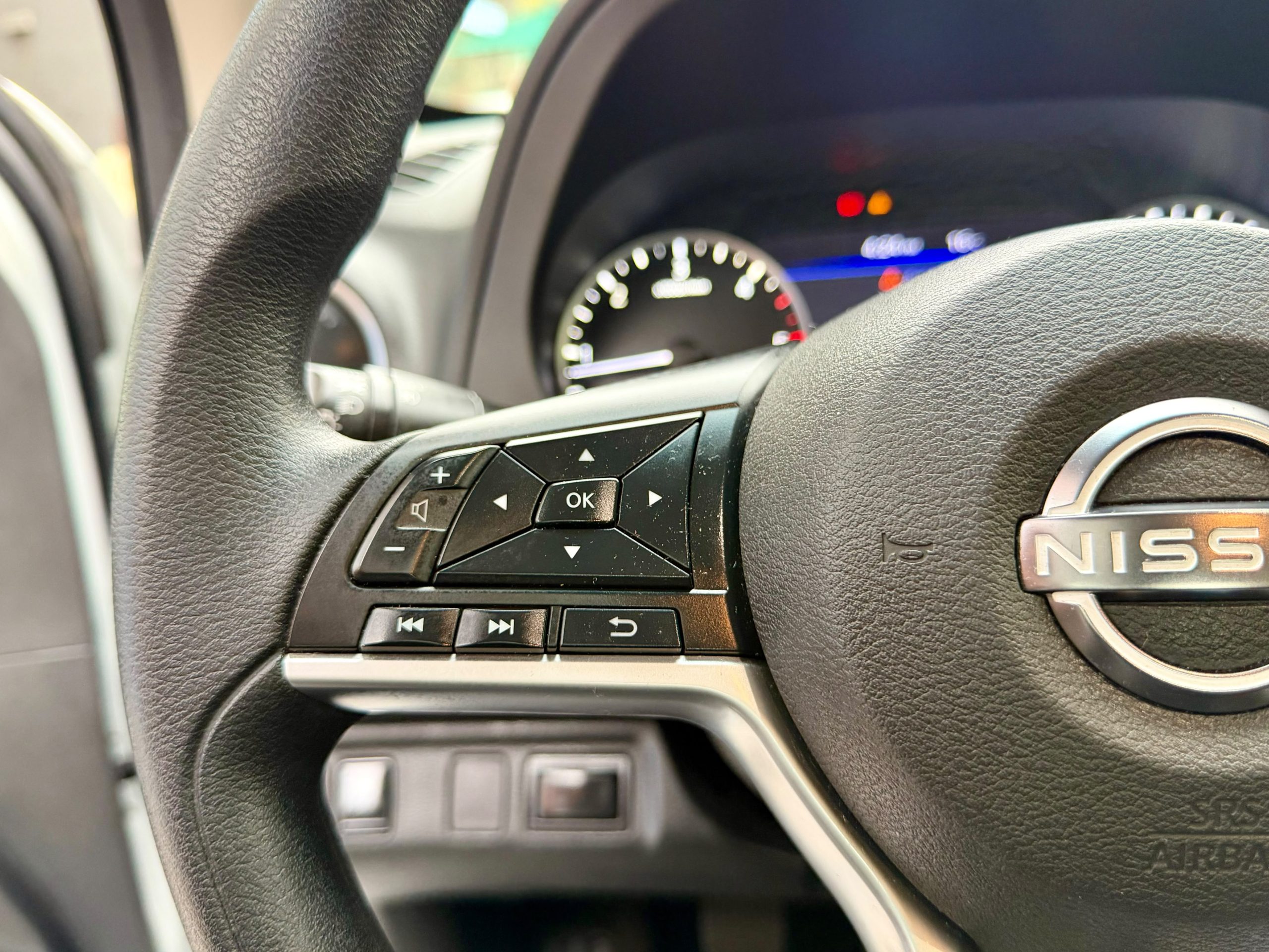 Nissan Navara Xe — foto 12 de 20