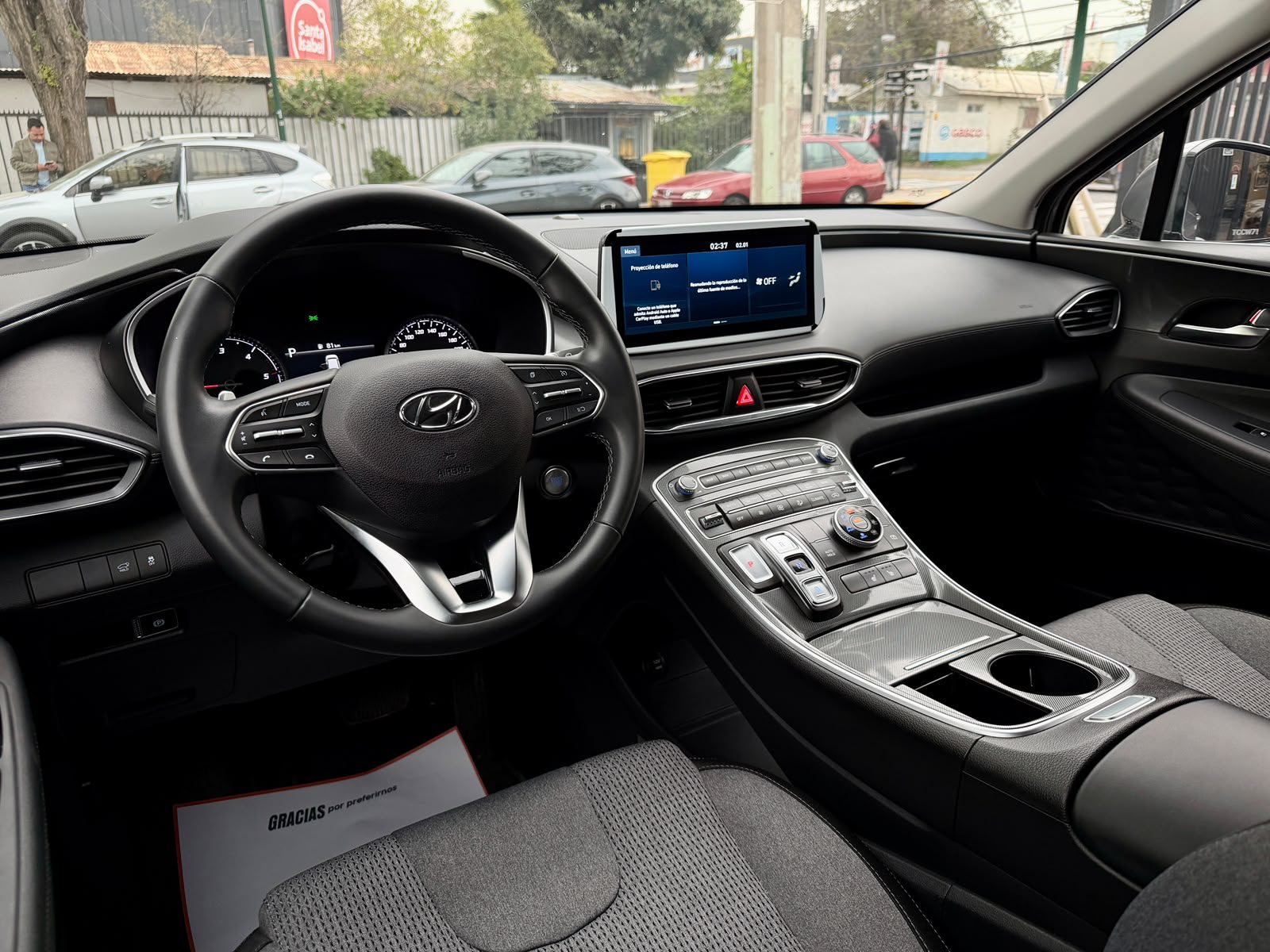 Hyundai Santa Fe — foto 11 de 27