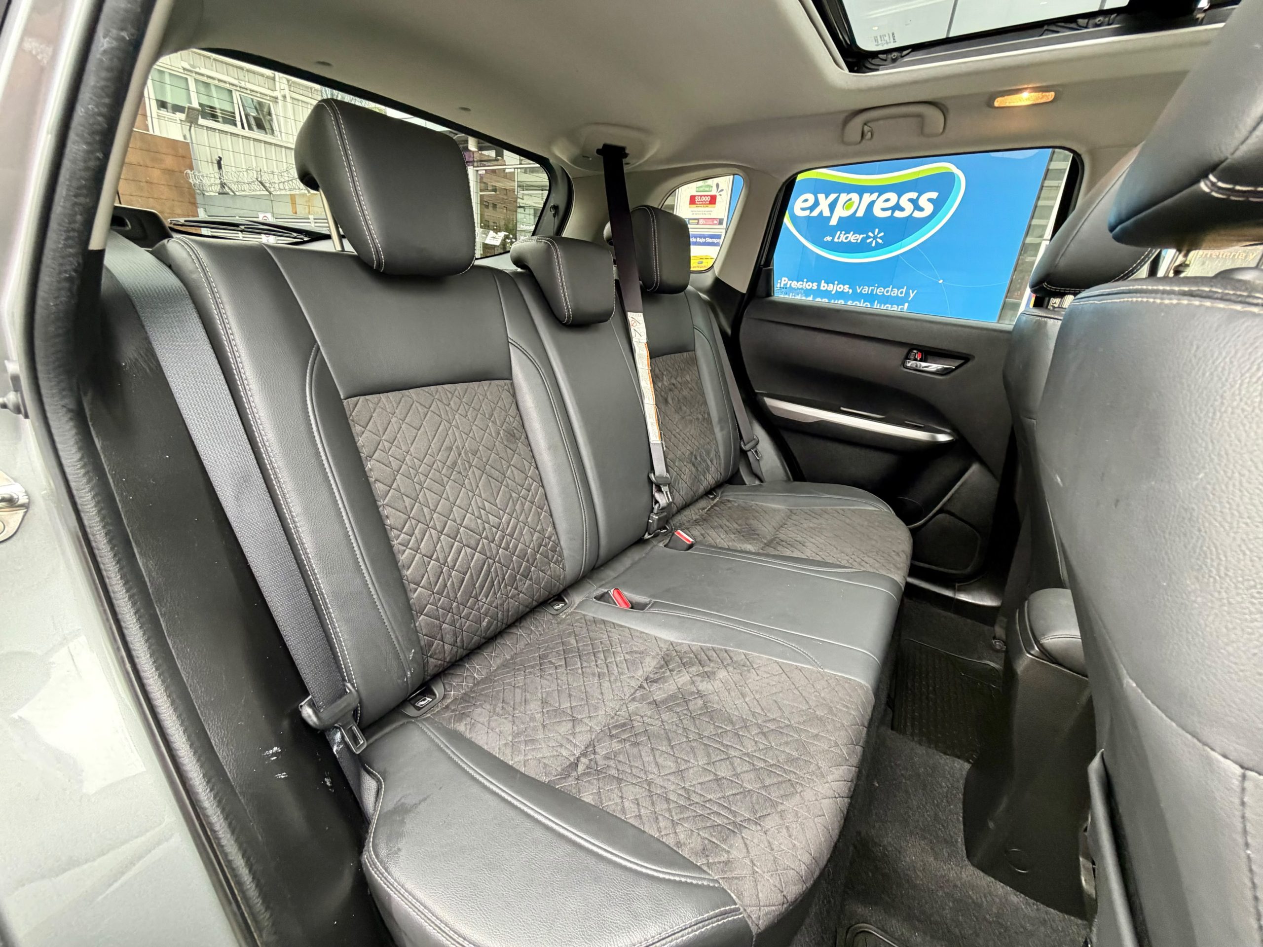 Suzuki Vitara Limited 1.4 Boosterjet — foto 17 de 23