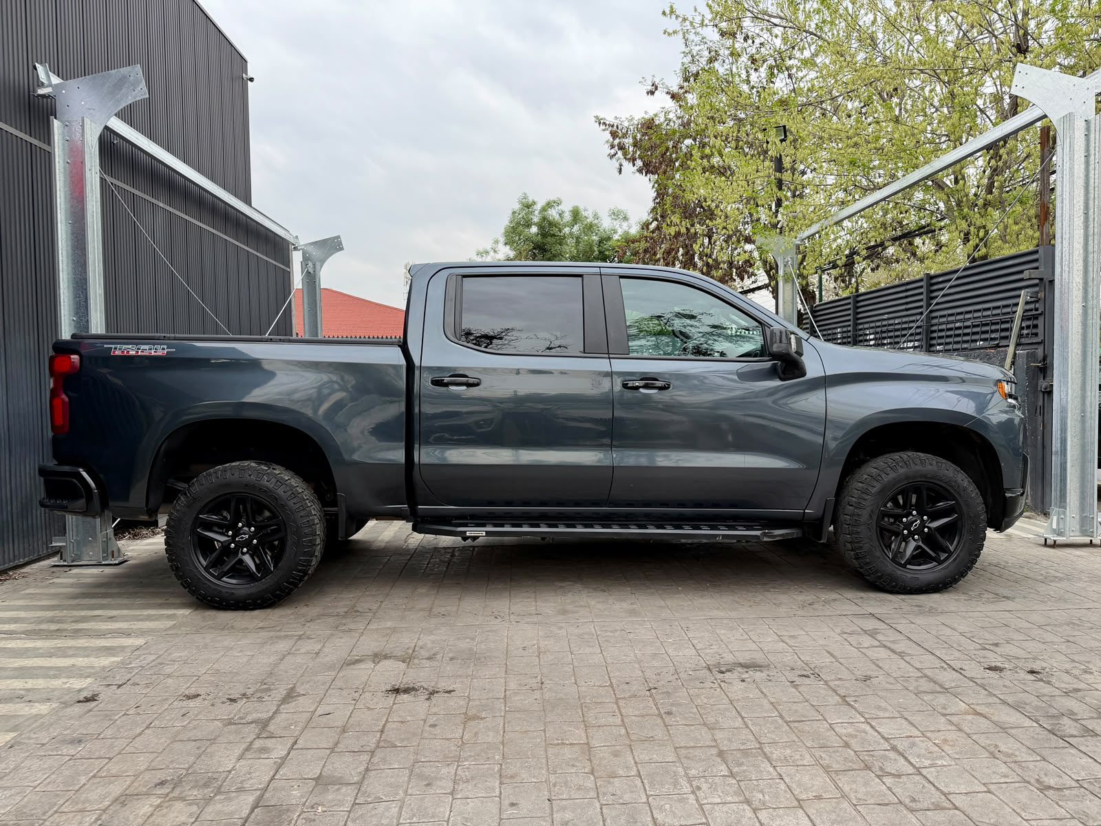 Chevrolet Silverado Z71 Trail Boss — foto 4 de 24