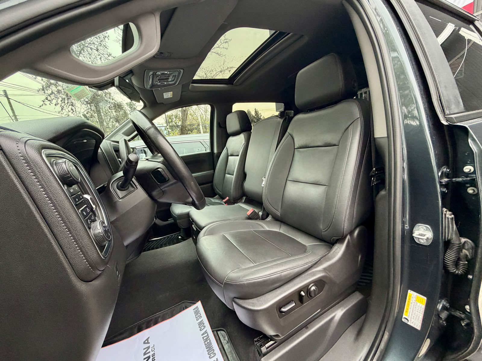 Chevrolet Silverado Z71 Trail Boss — foto 10 de 24