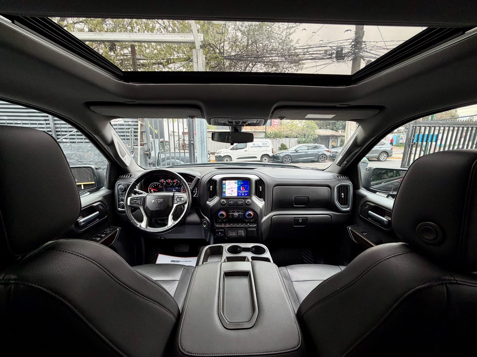 Chevrolet Silverado Z71 Trail Boss — foto 12 de 24