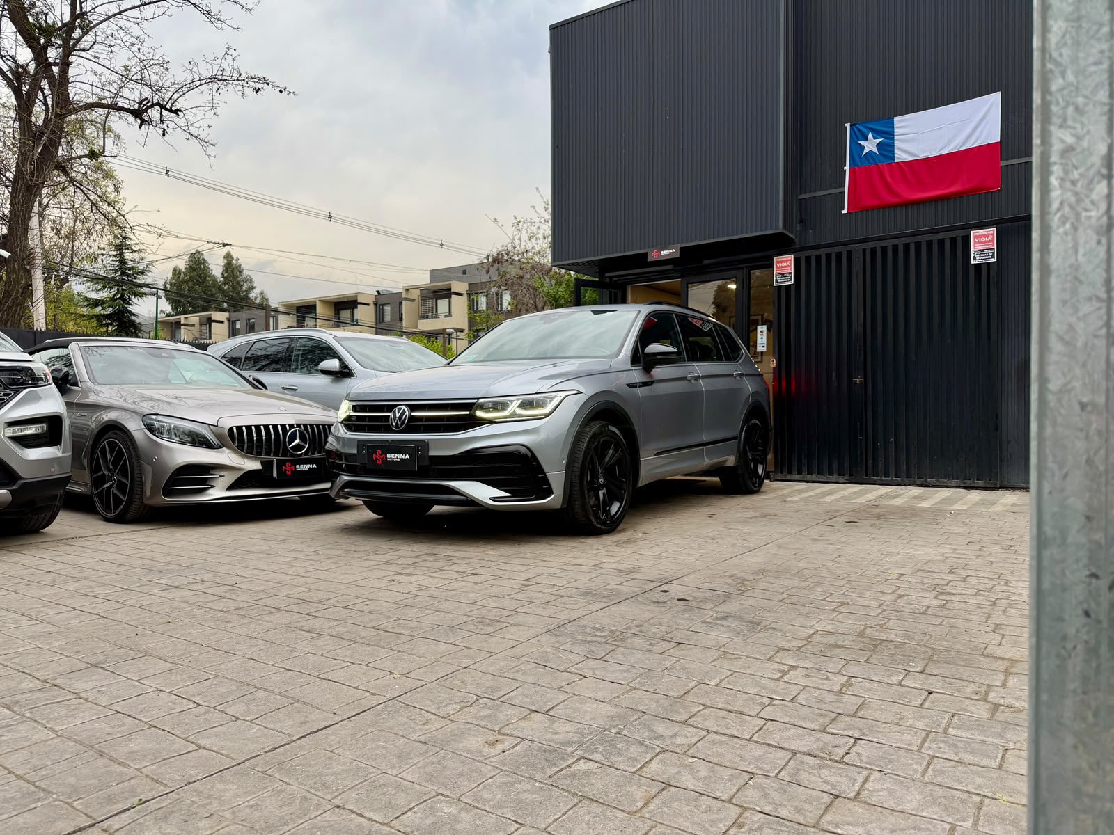 Volkswagen Tiguan R-Line Black Edition
