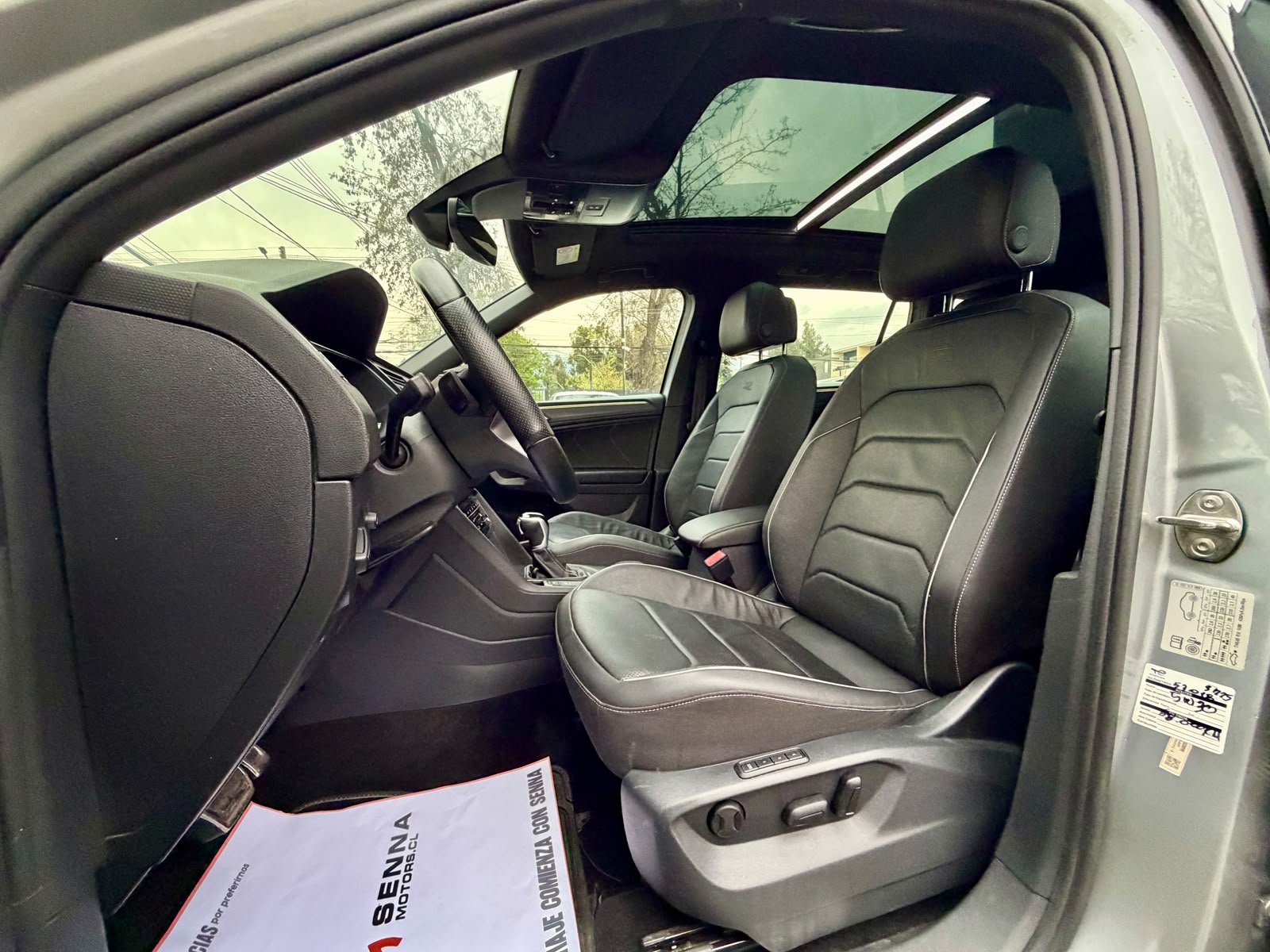 Volkswagen Tiguan R-Line Black Edition — foto 9 de 28