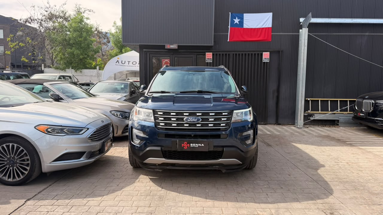 Ford Explorer — foto 2 de 18