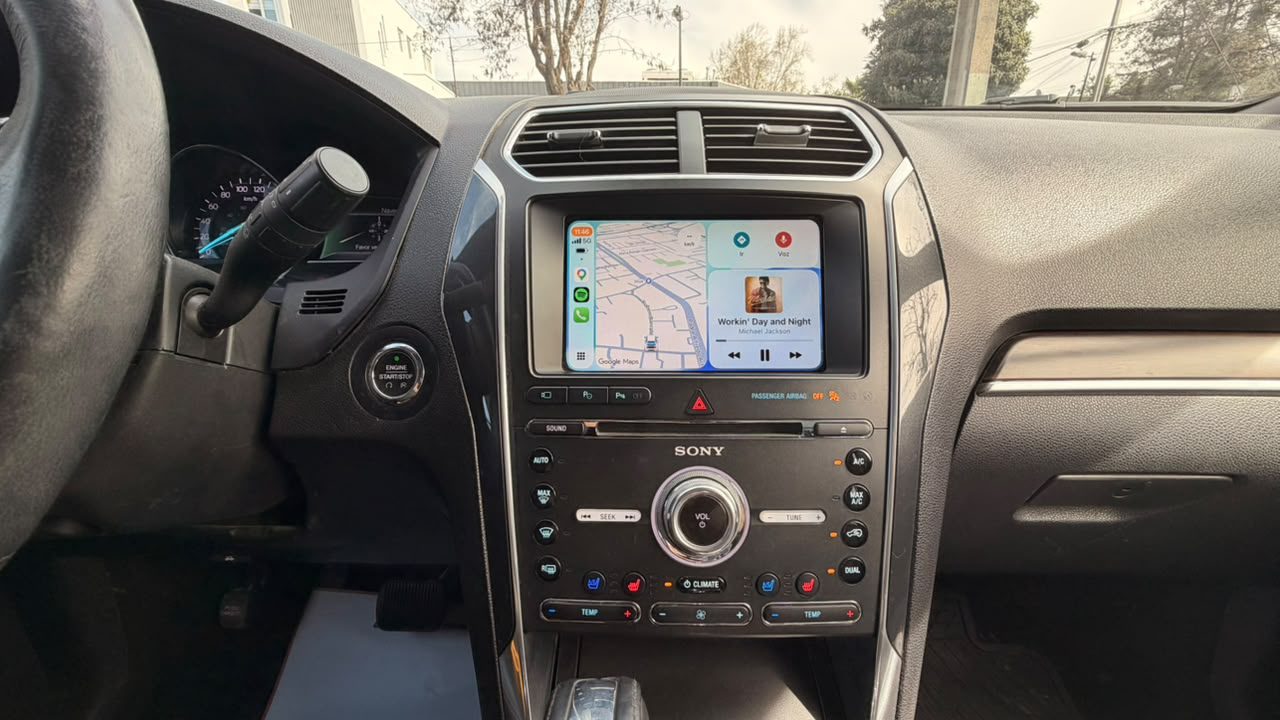 Ford Explorer — foto 18 de 18