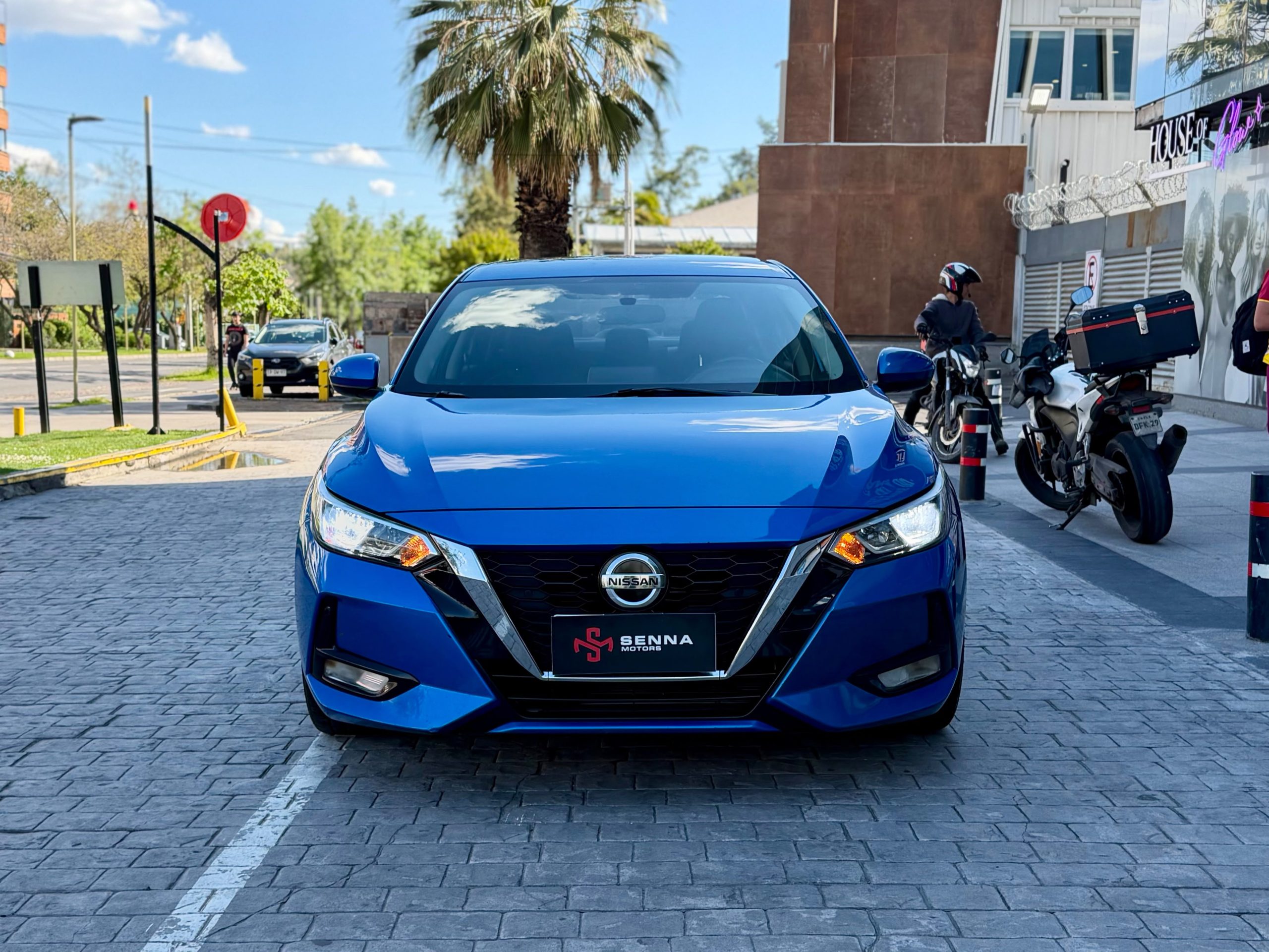 Nissan Sentra — foto 2 de 16