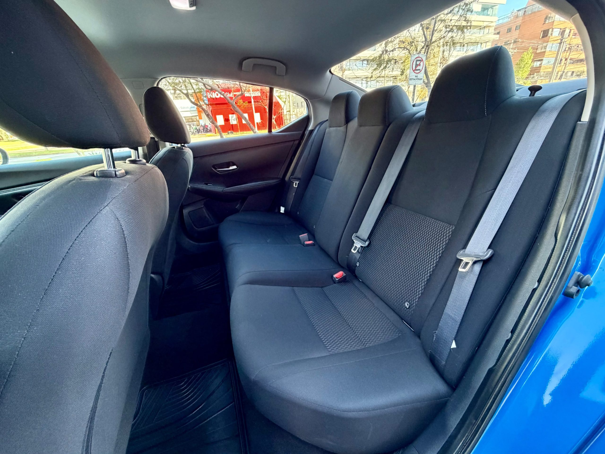 Nissan Sentra — foto 16 de 16